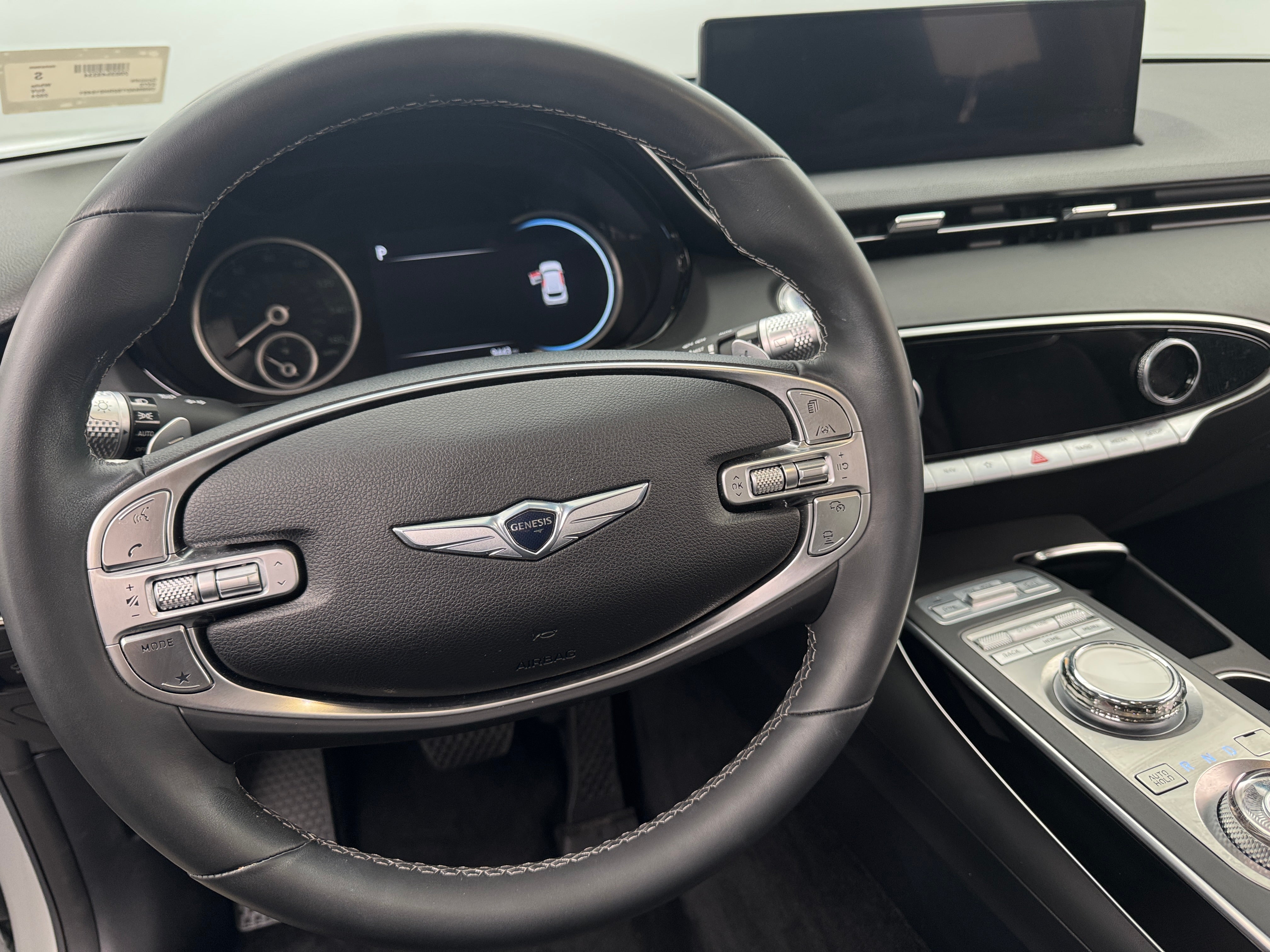 2024 Genesis GV70 Standard 4