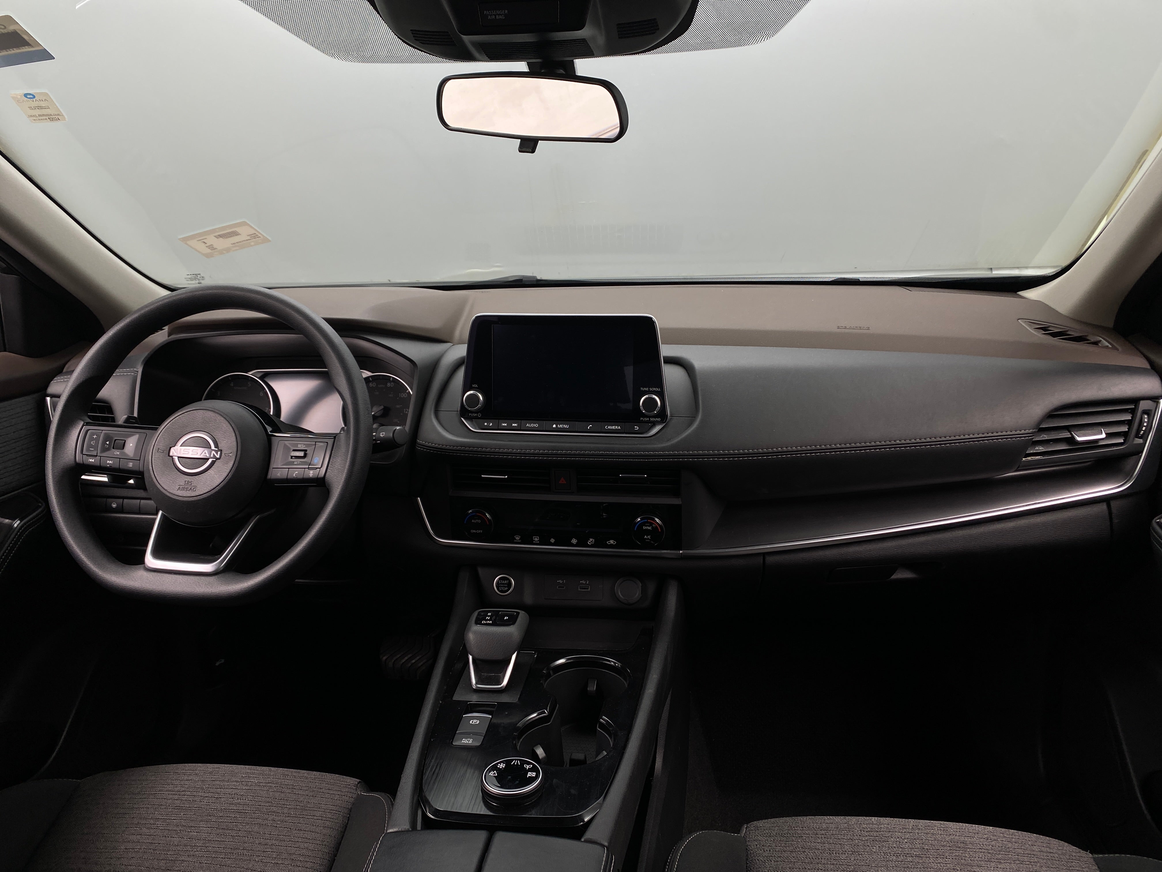2023 Nissan Rogue SV 3
