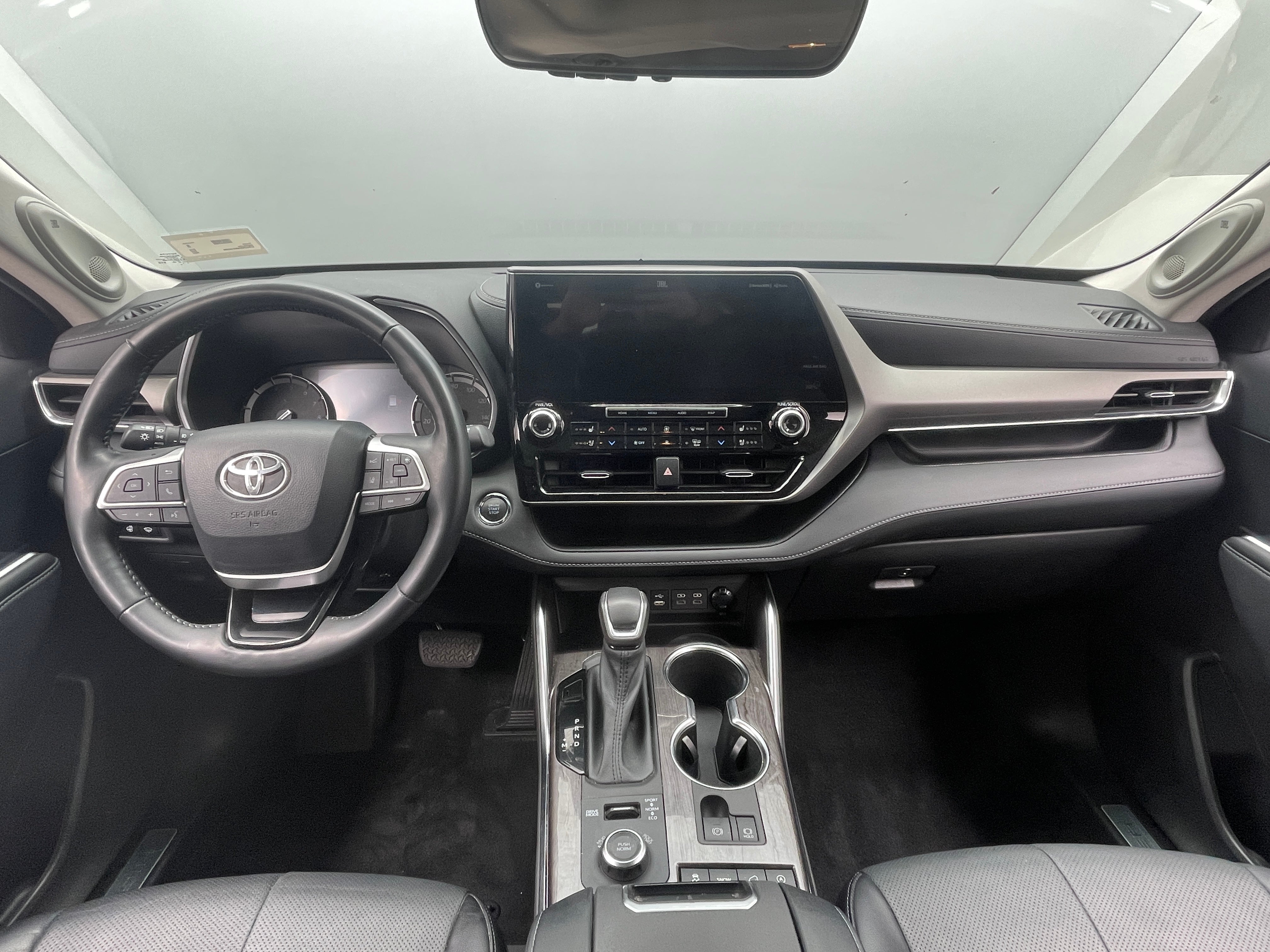 2022 Toyota Highlander Limited 2