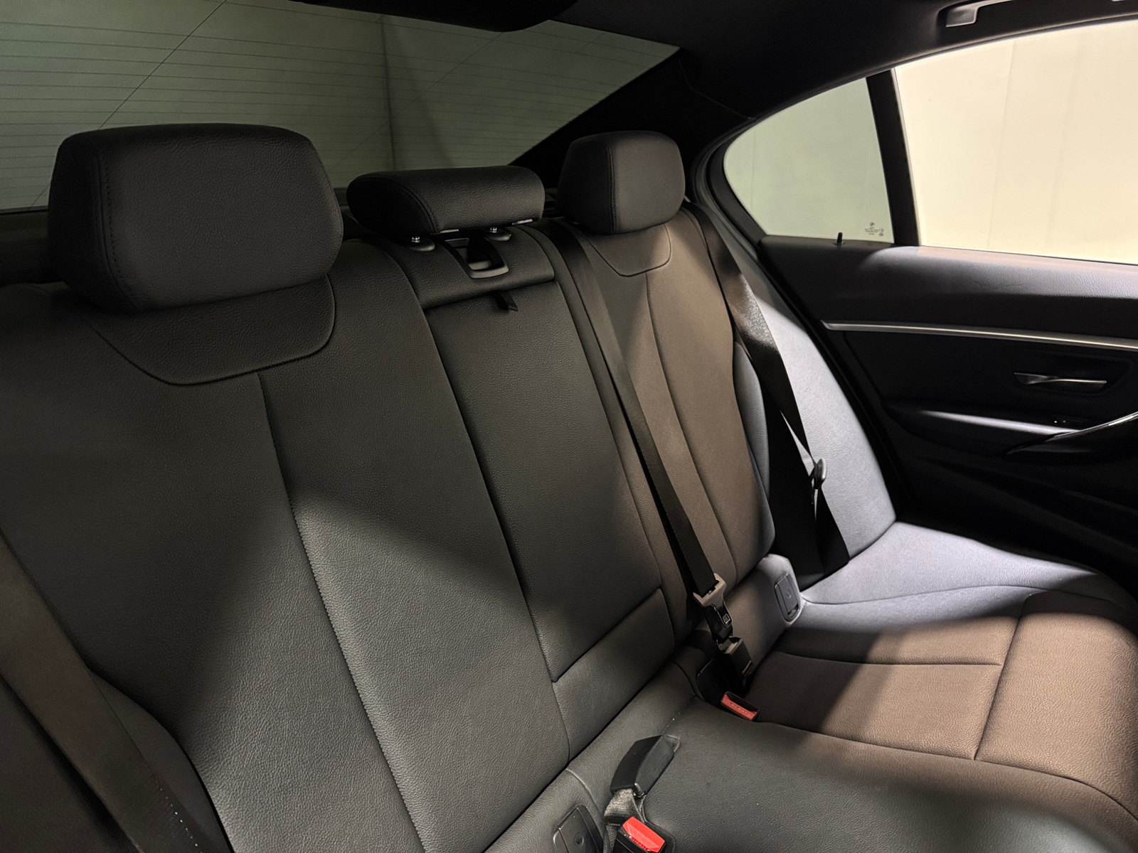 Thumbnail: 2018 BMW 3 Series - 5