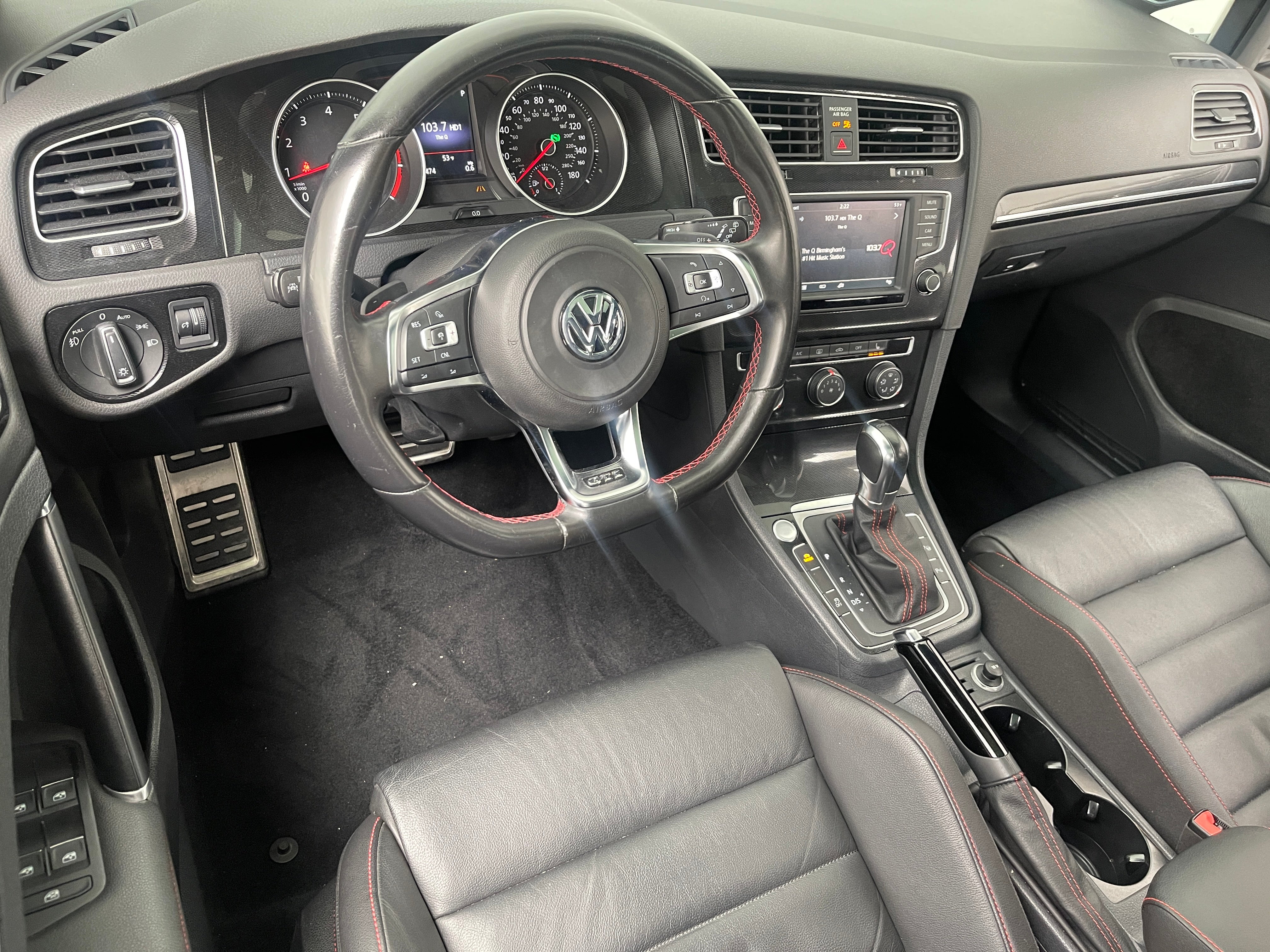 2016 Volkswagen Golf GTI SE 3