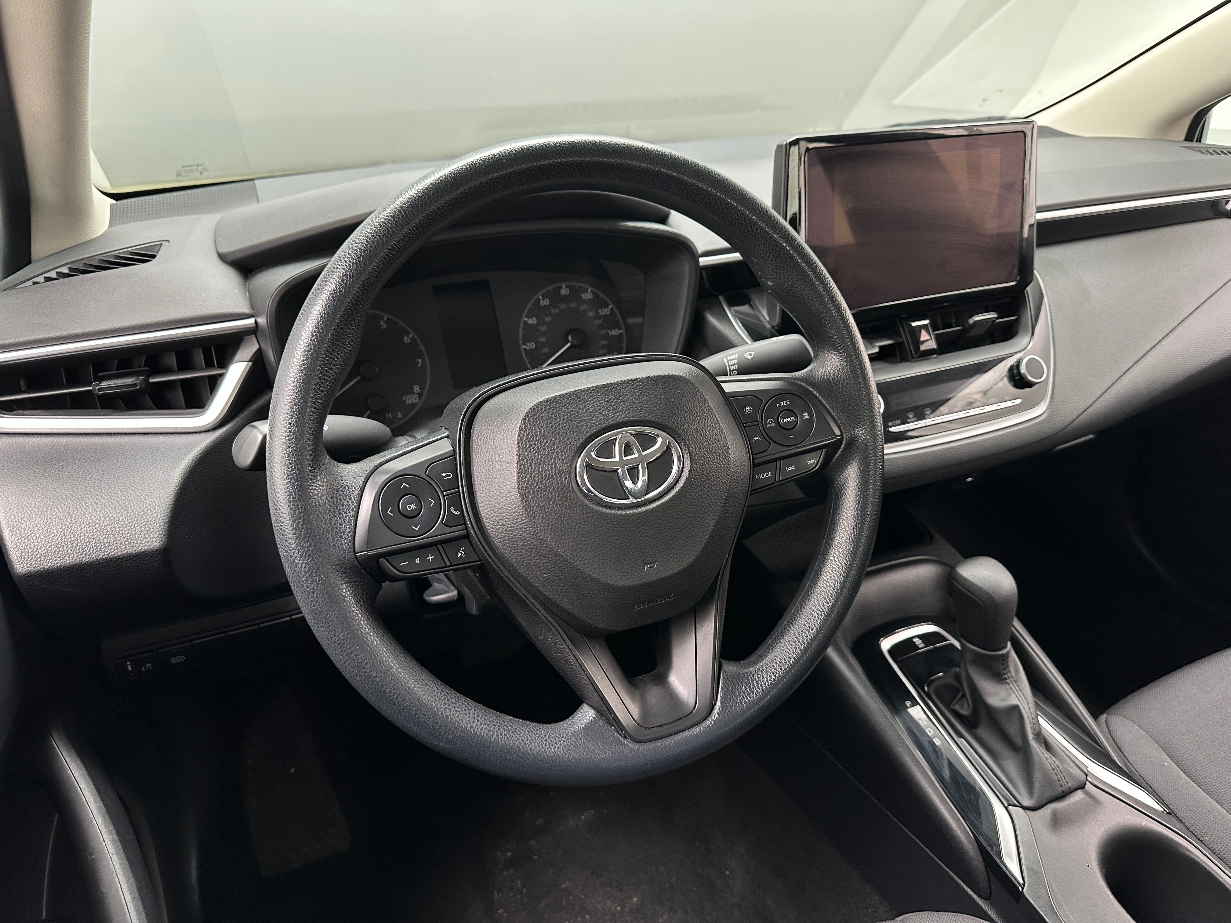 2023 Toyota Corolla LE 5