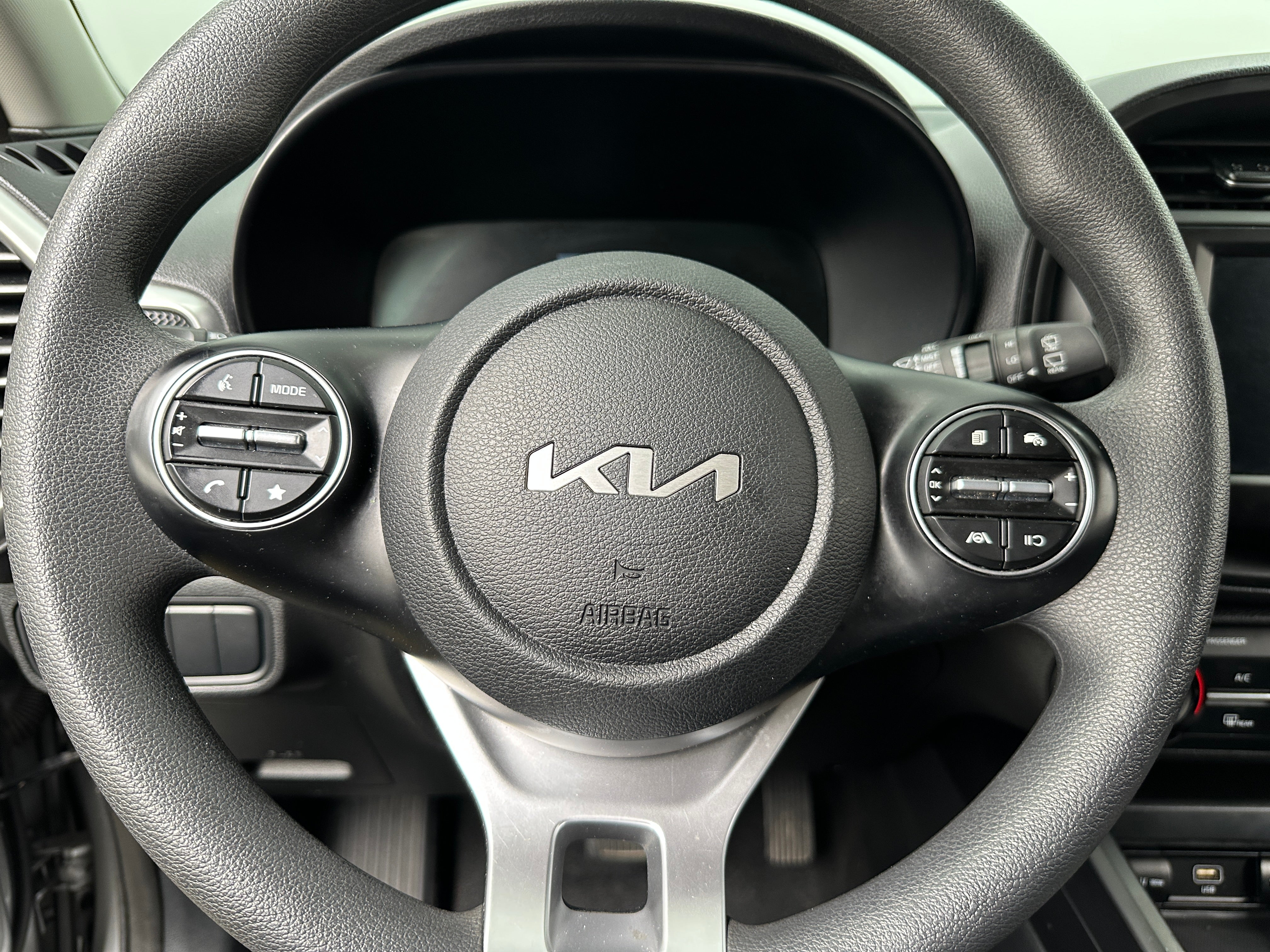 2024 Kia Soul LX 5