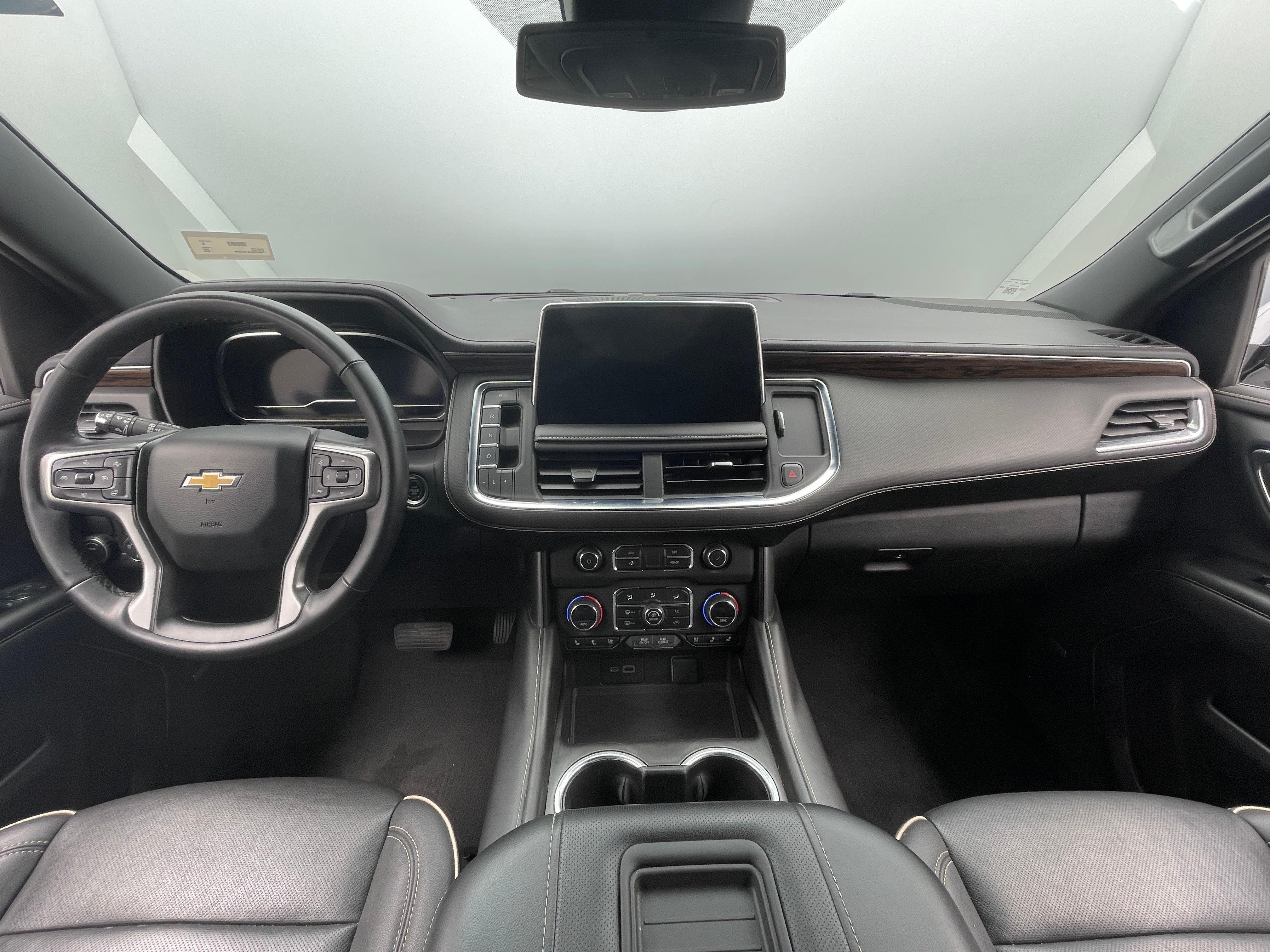 2023 Chevrolet Suburban Premier 2