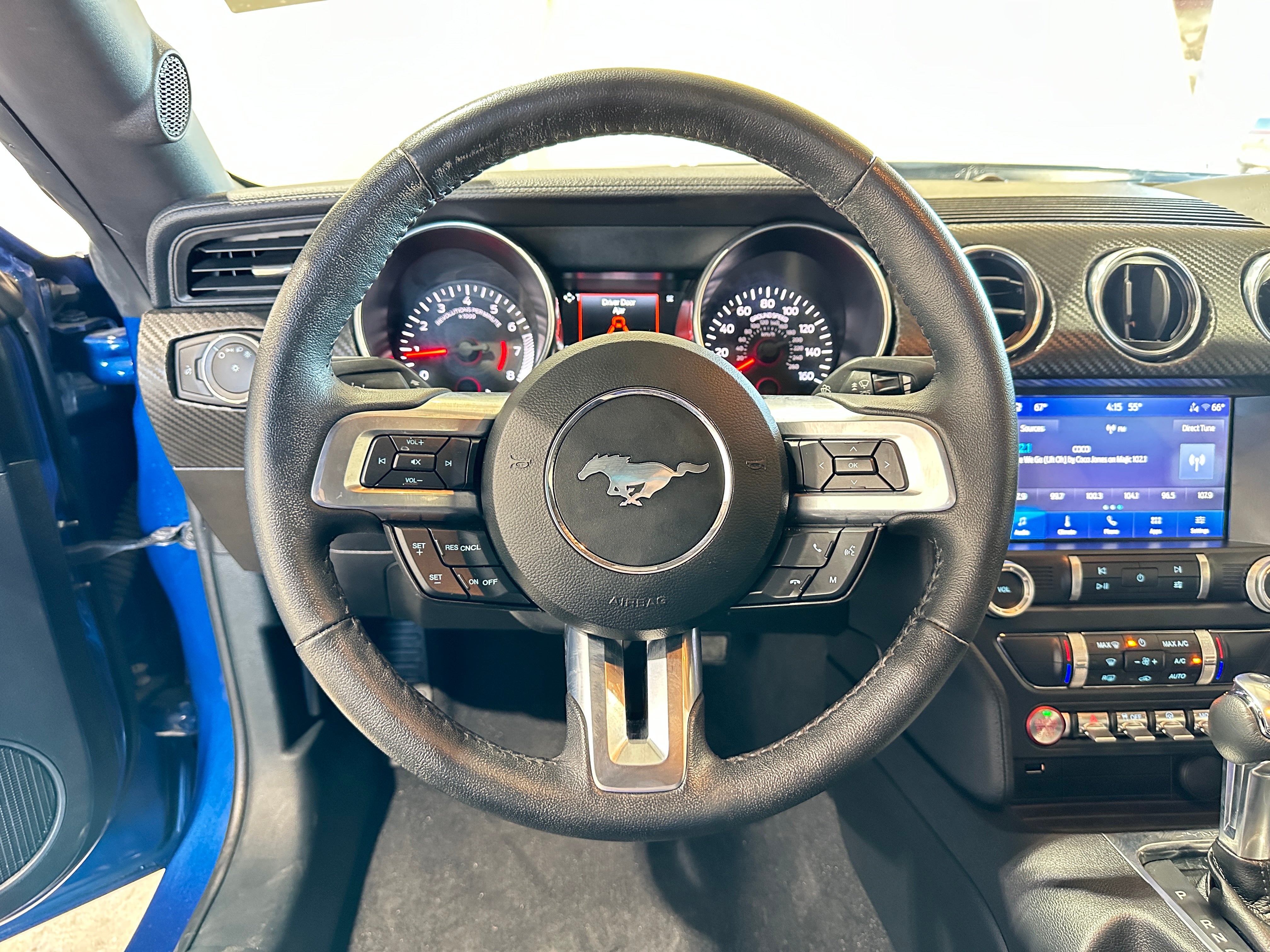 2023 Ford Mustang  4