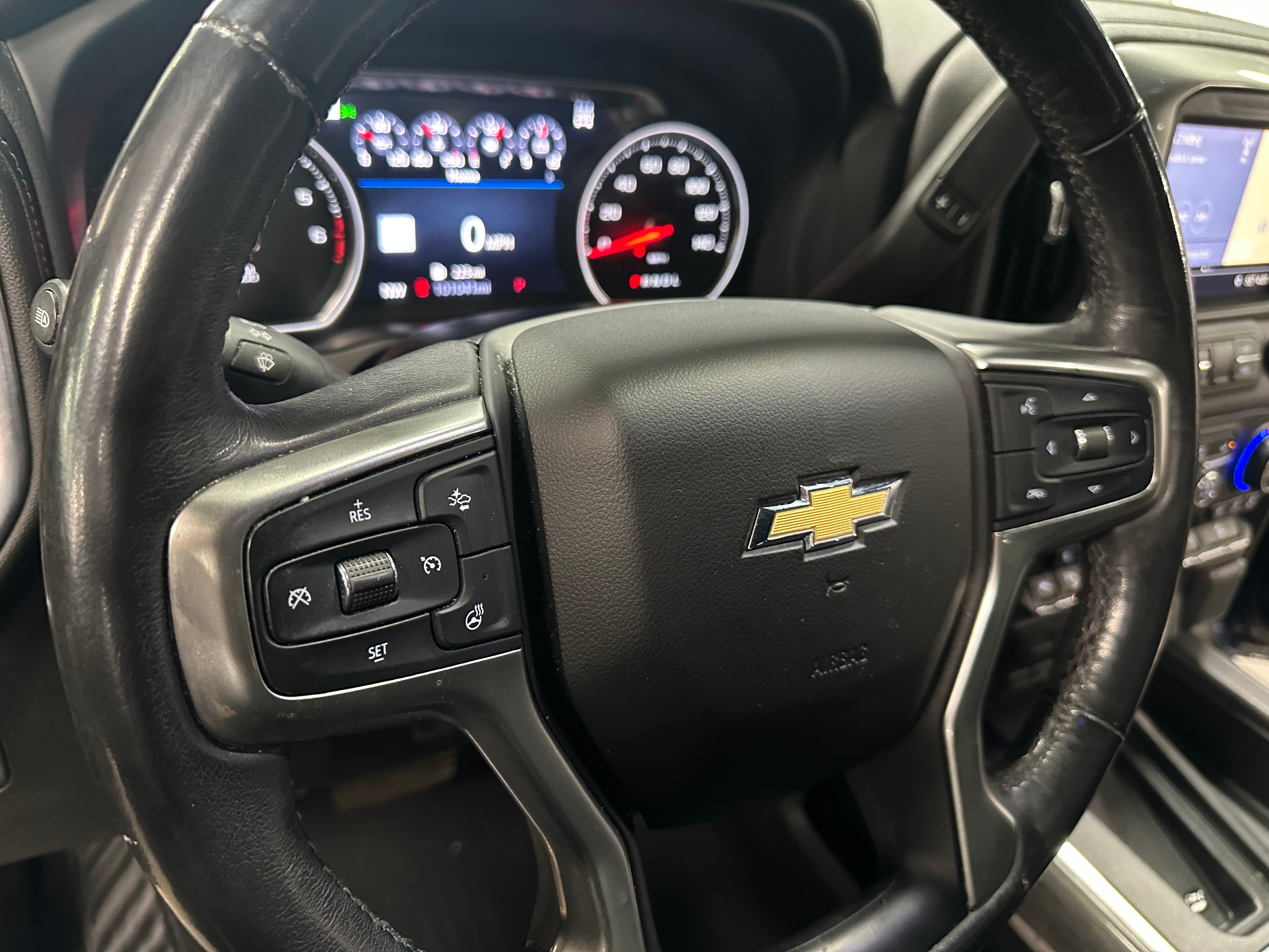 2019 Chevrolet Silverado 1500 LTZ 4