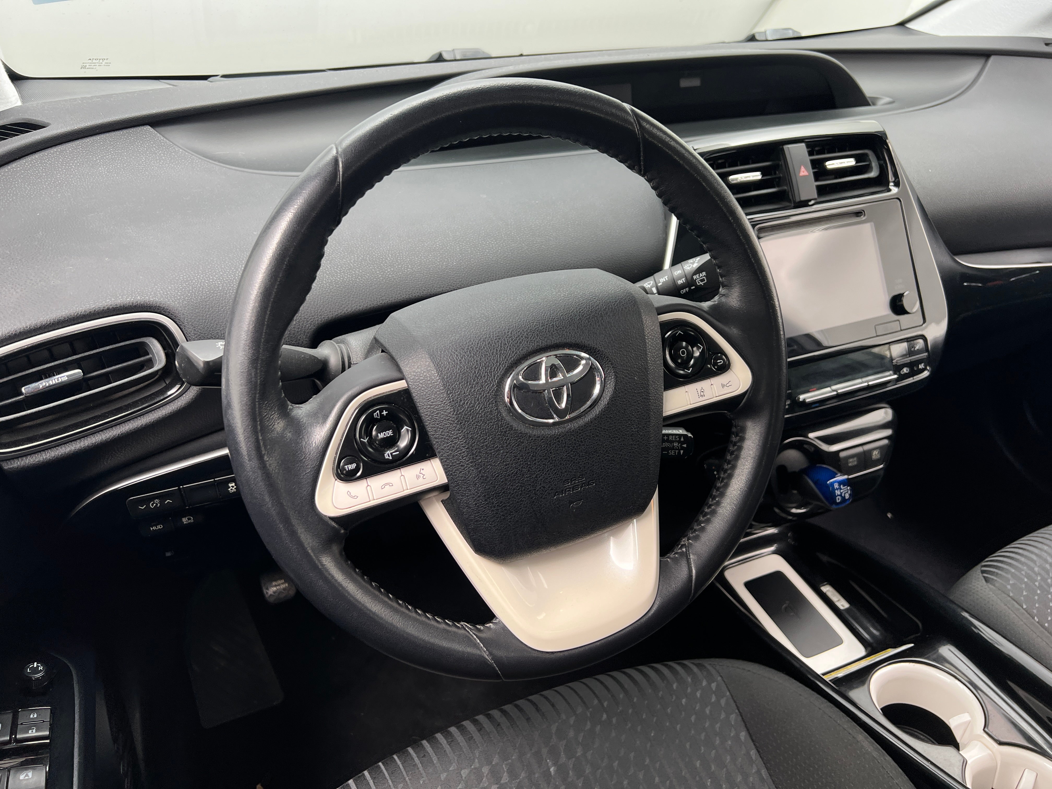 2016 Toyota Prius Three 5