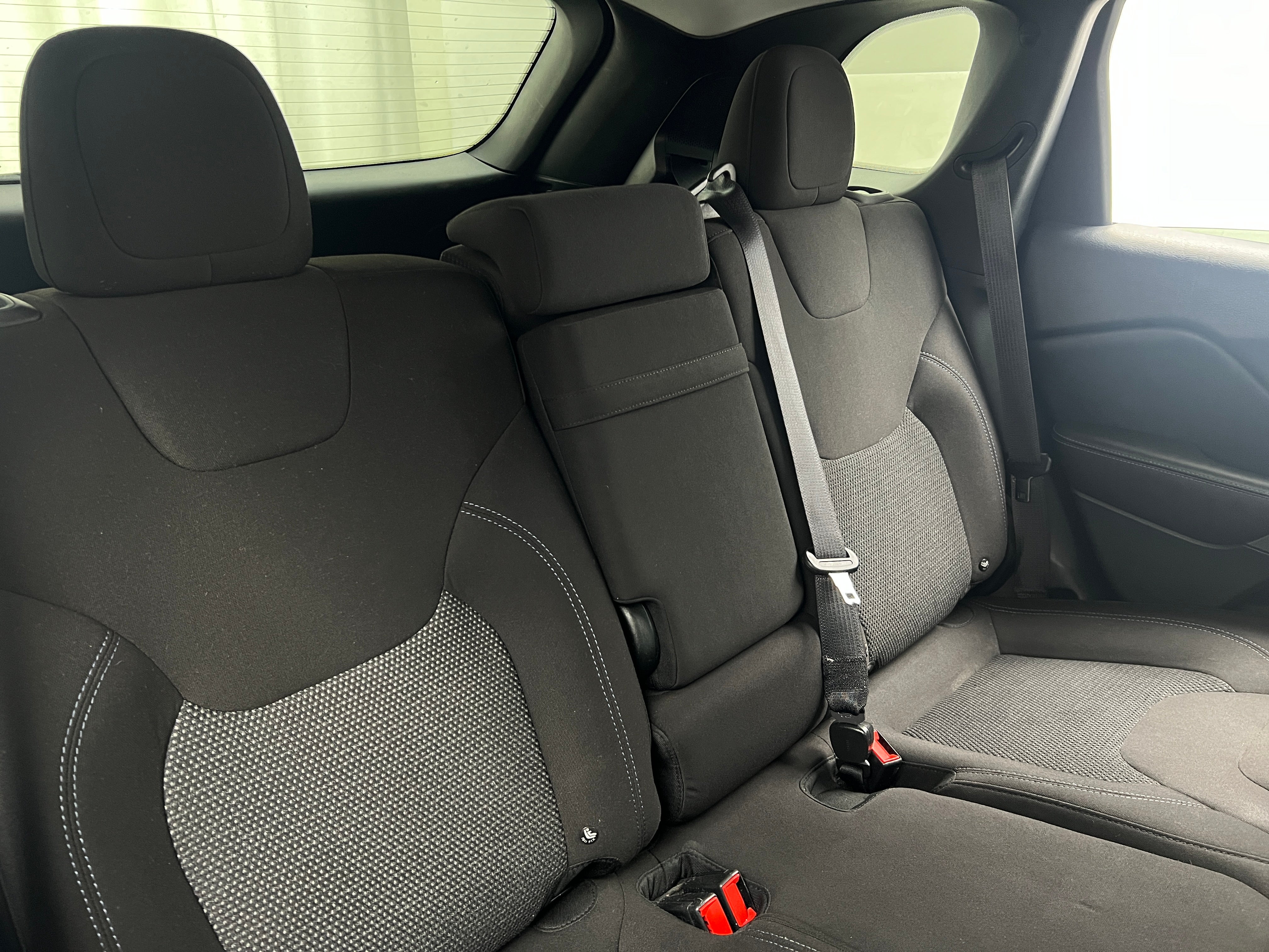 2019 Jeep Cherokee Latitude 6