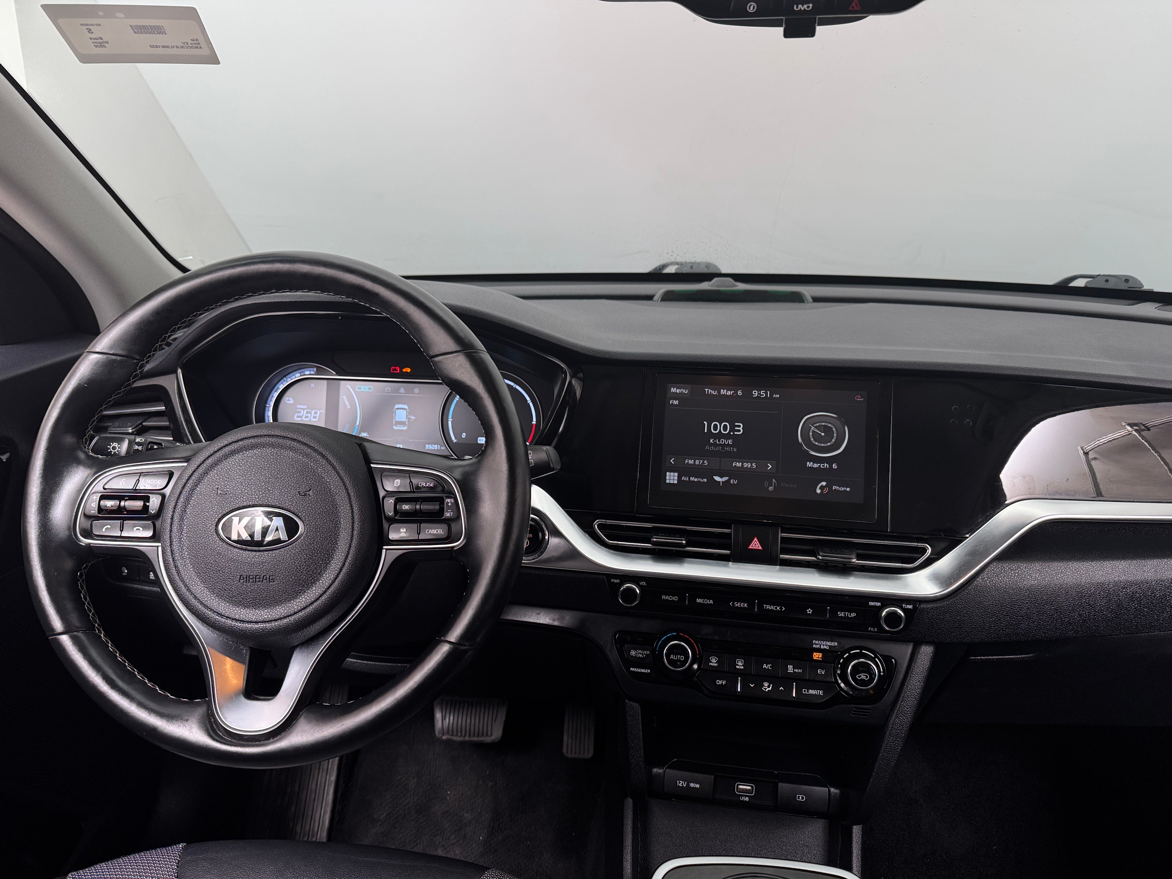 2020 Kia Niro EX 3