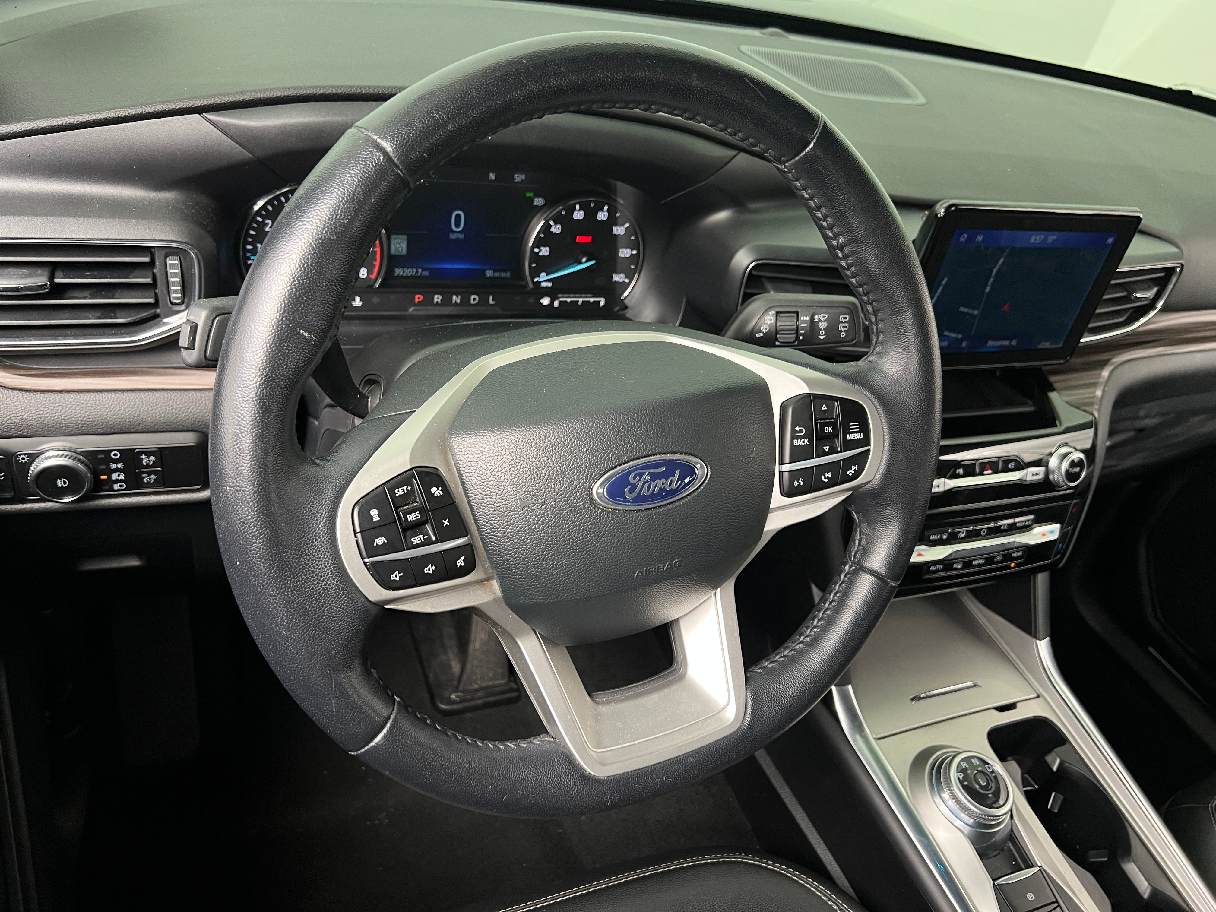 2023 Ford Explorer Limited 4