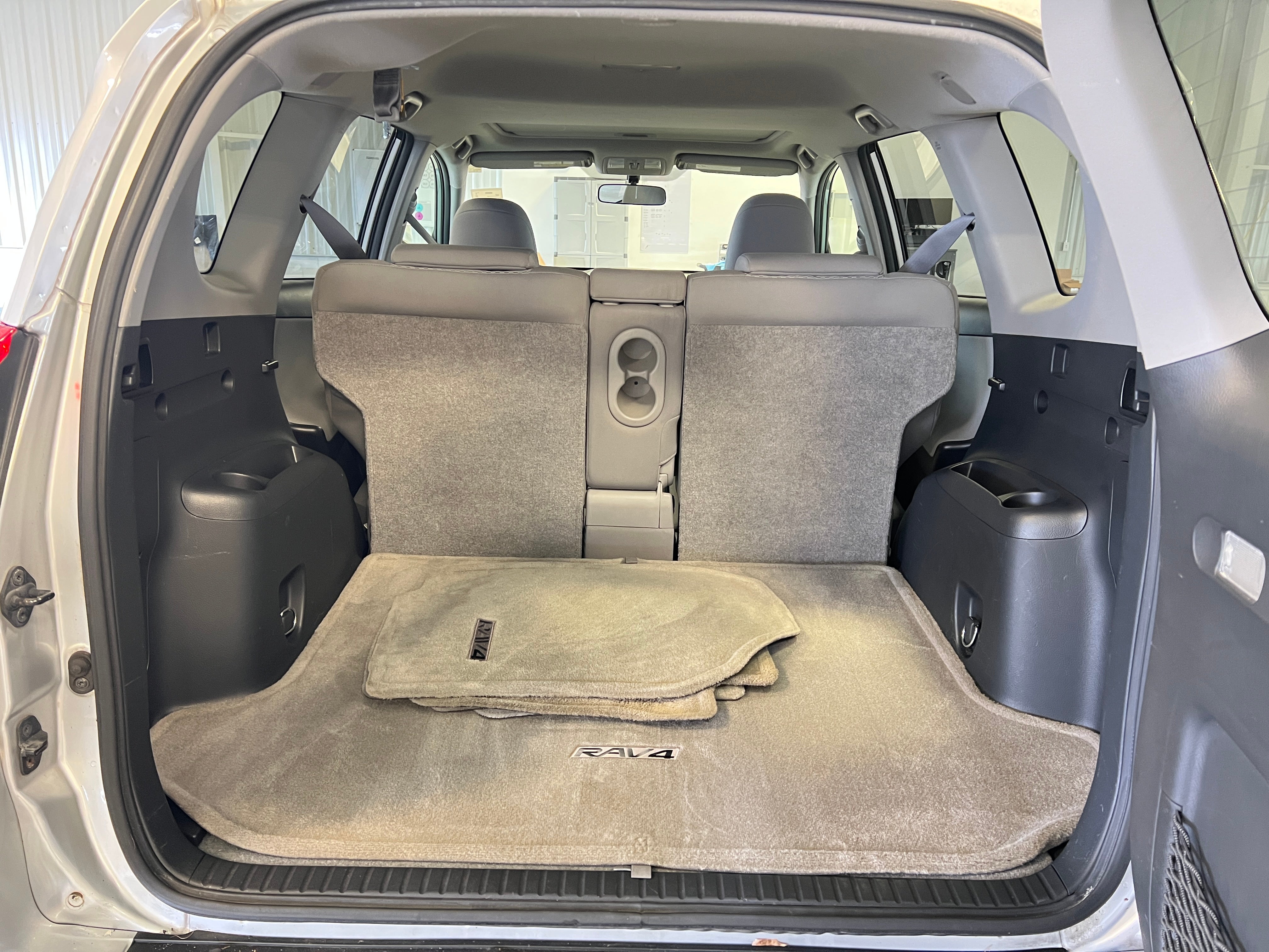 2011 Toyota RAV4 Base 7