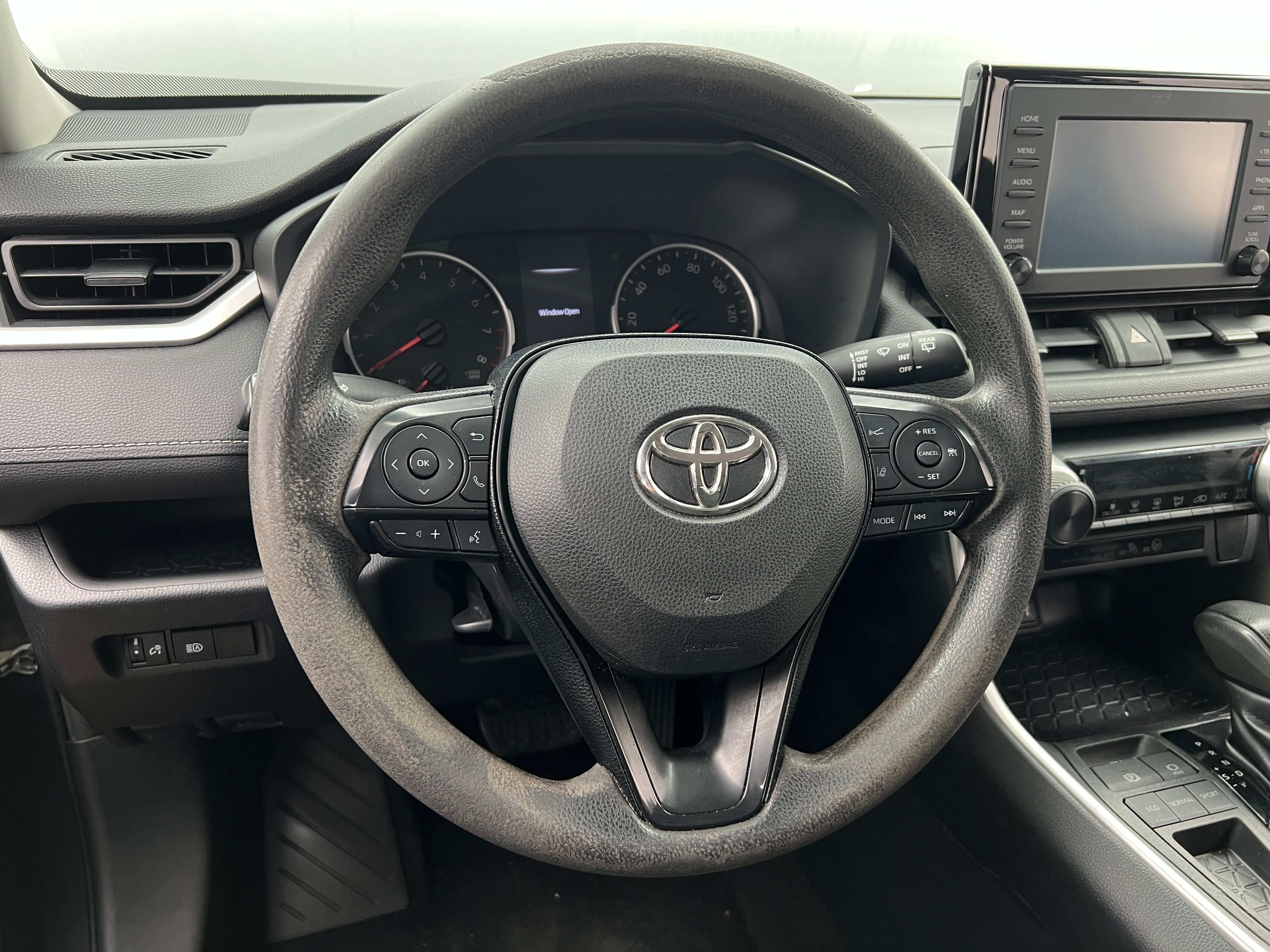 2019 Toyota RAV4 LE 5