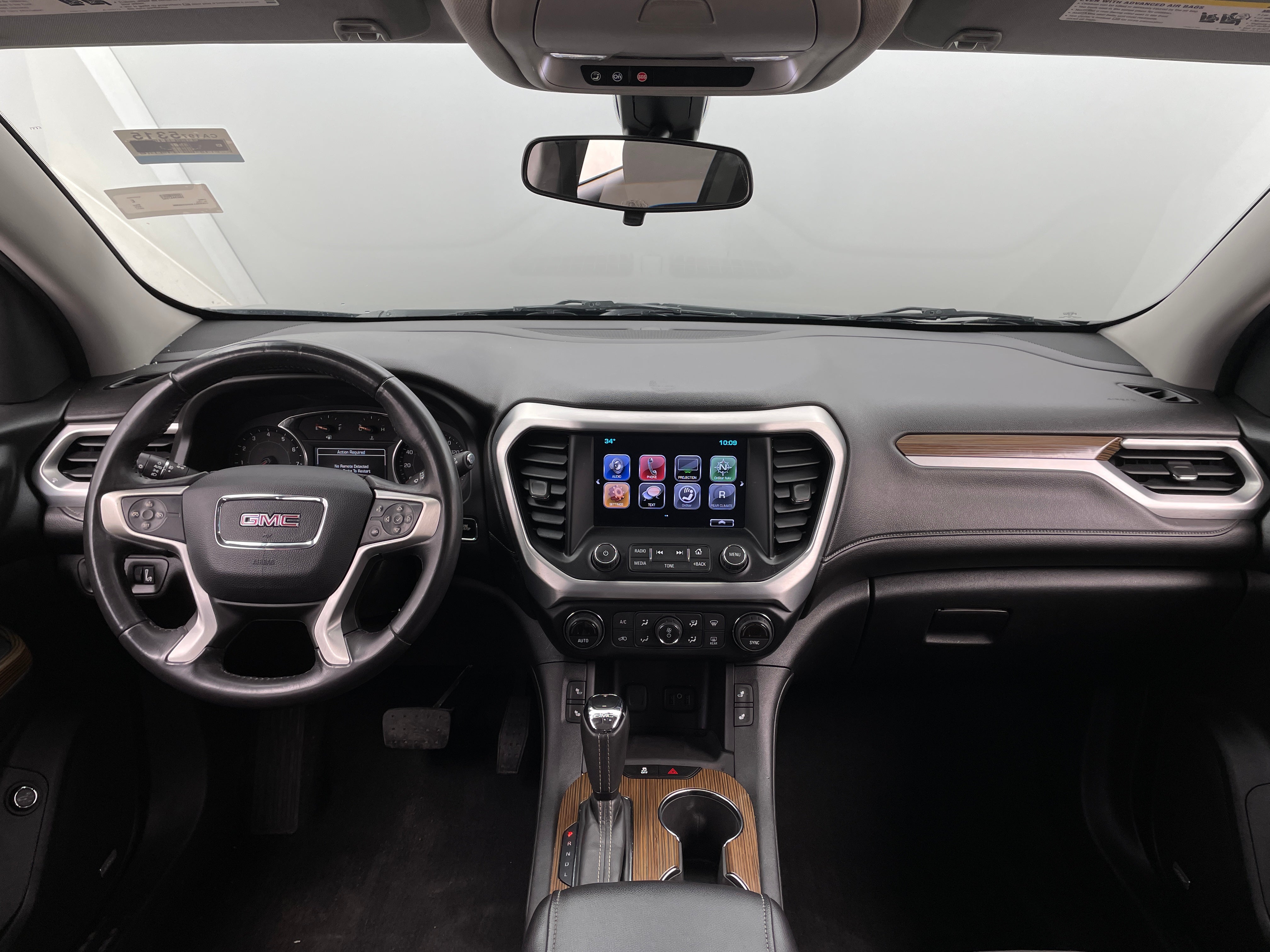 2017 GMC Acadia SLE 3