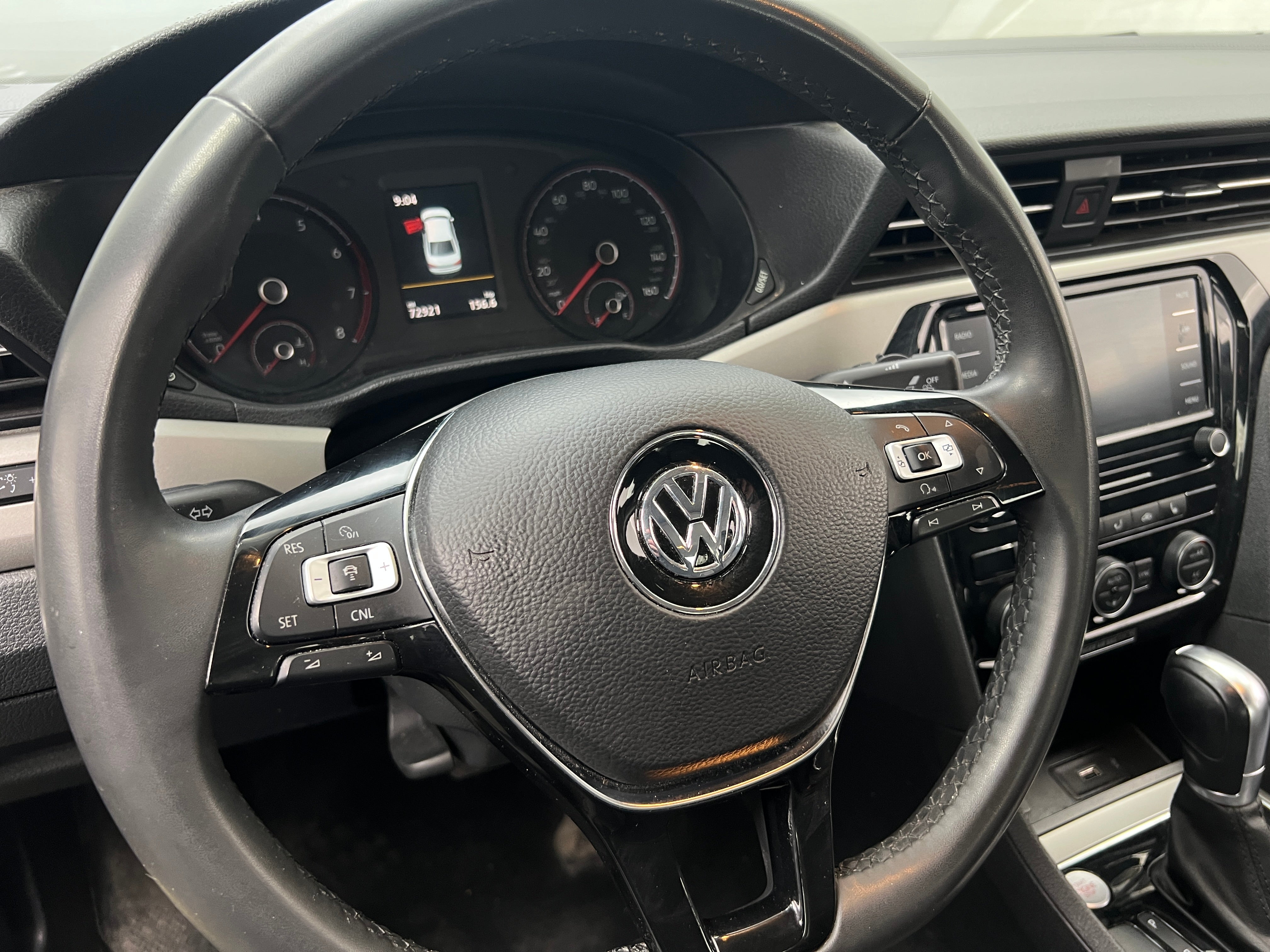 2021 Volkswagen Passat SE 5