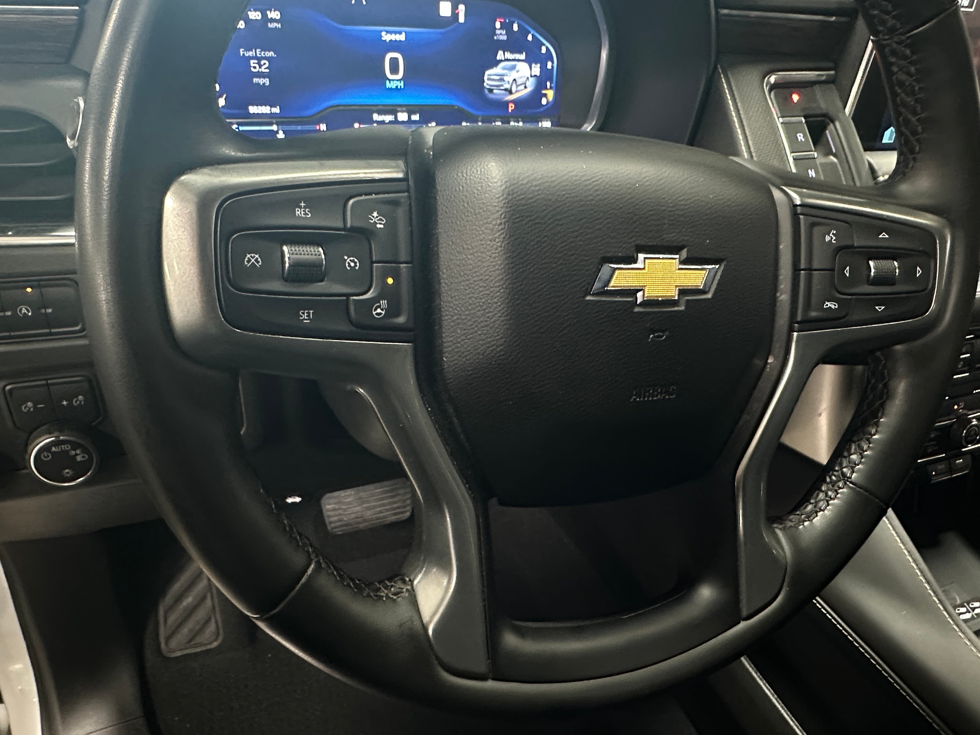 2023 Chevrolet Suburban Premier 4