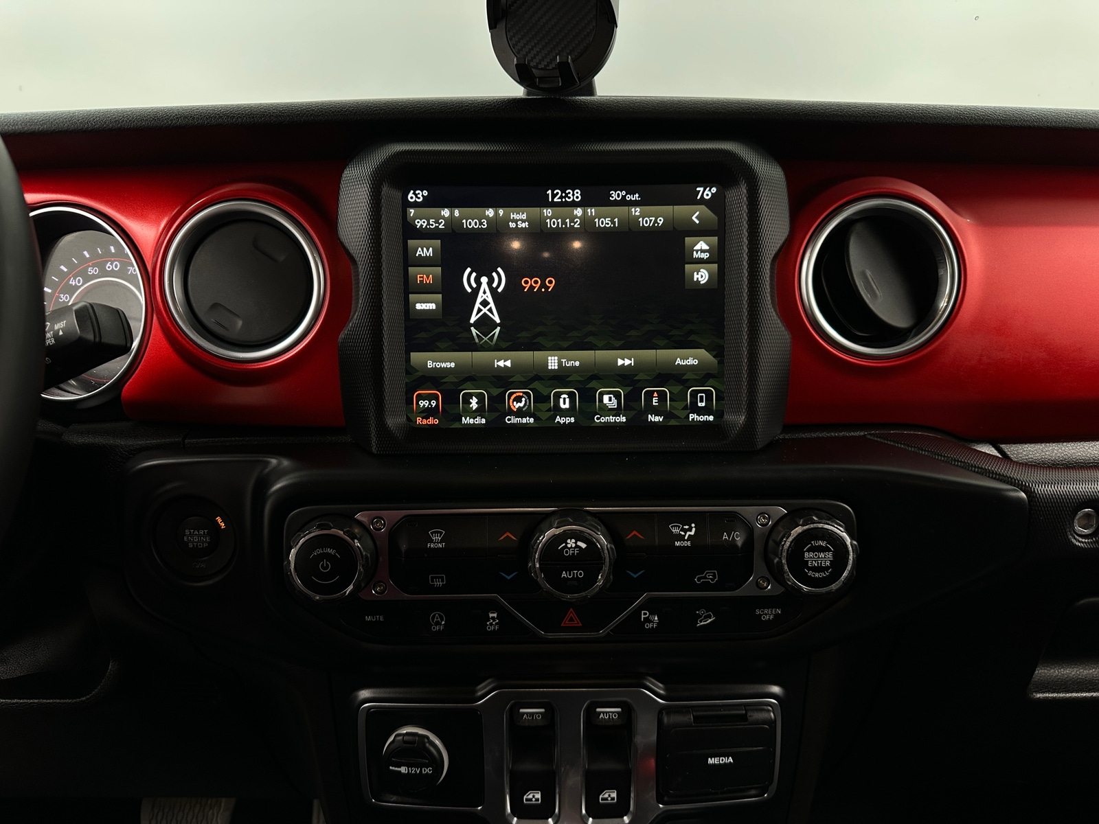 Thumbnail: 2019 Jeep Wrangler - 4