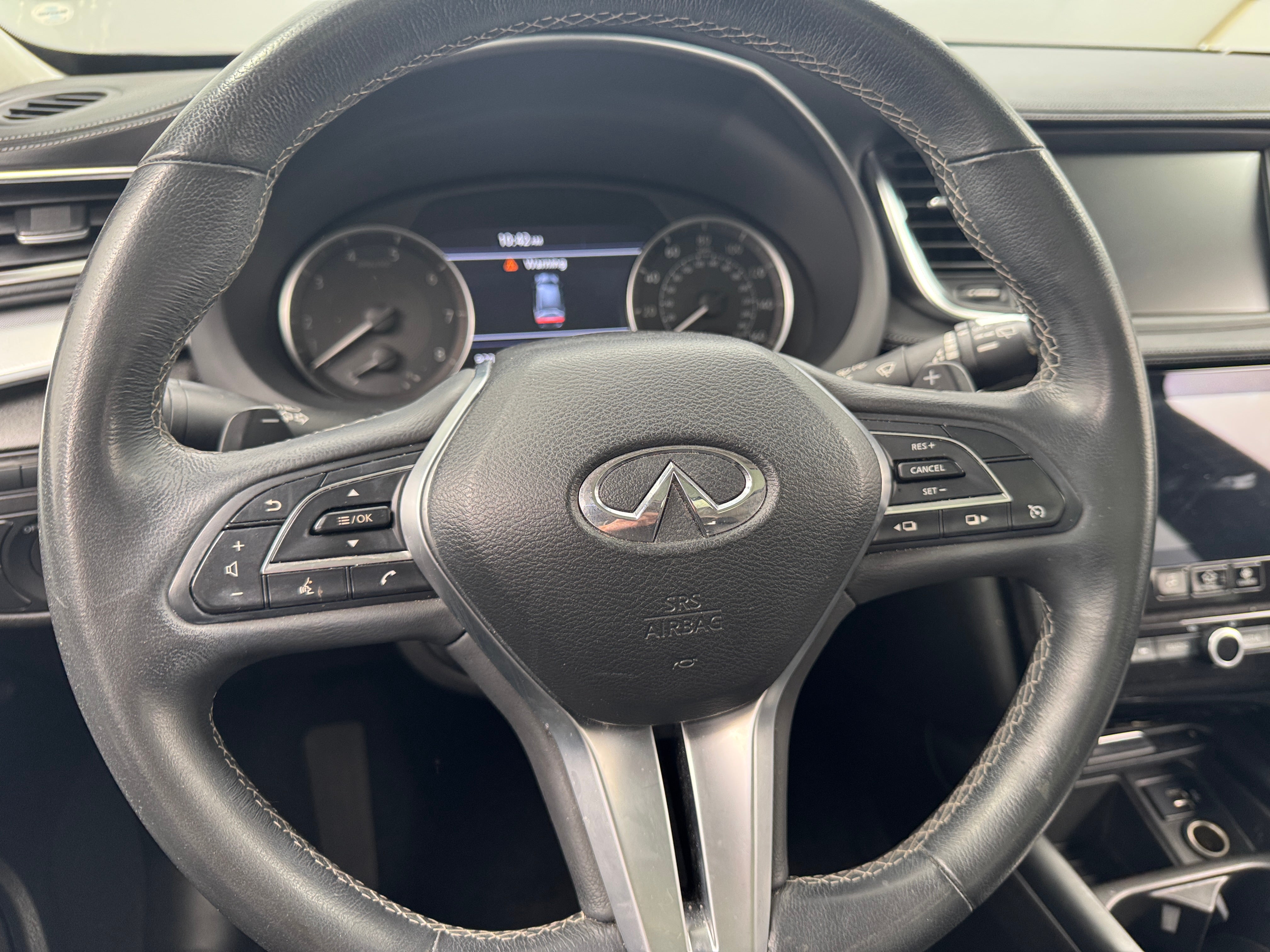 2019 INFINITI QX50 Luxe 4