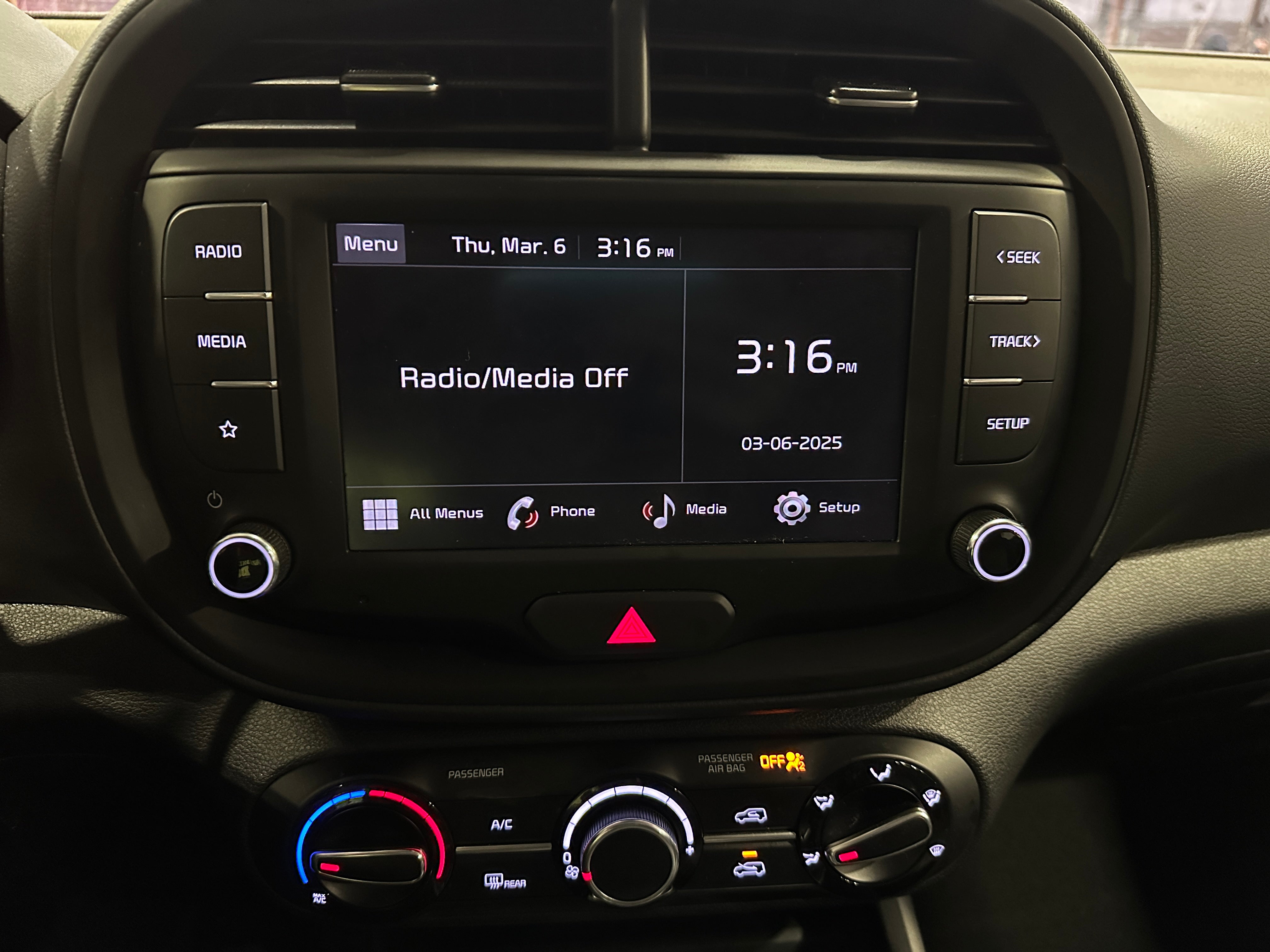 2024 Kia Soul LX 4