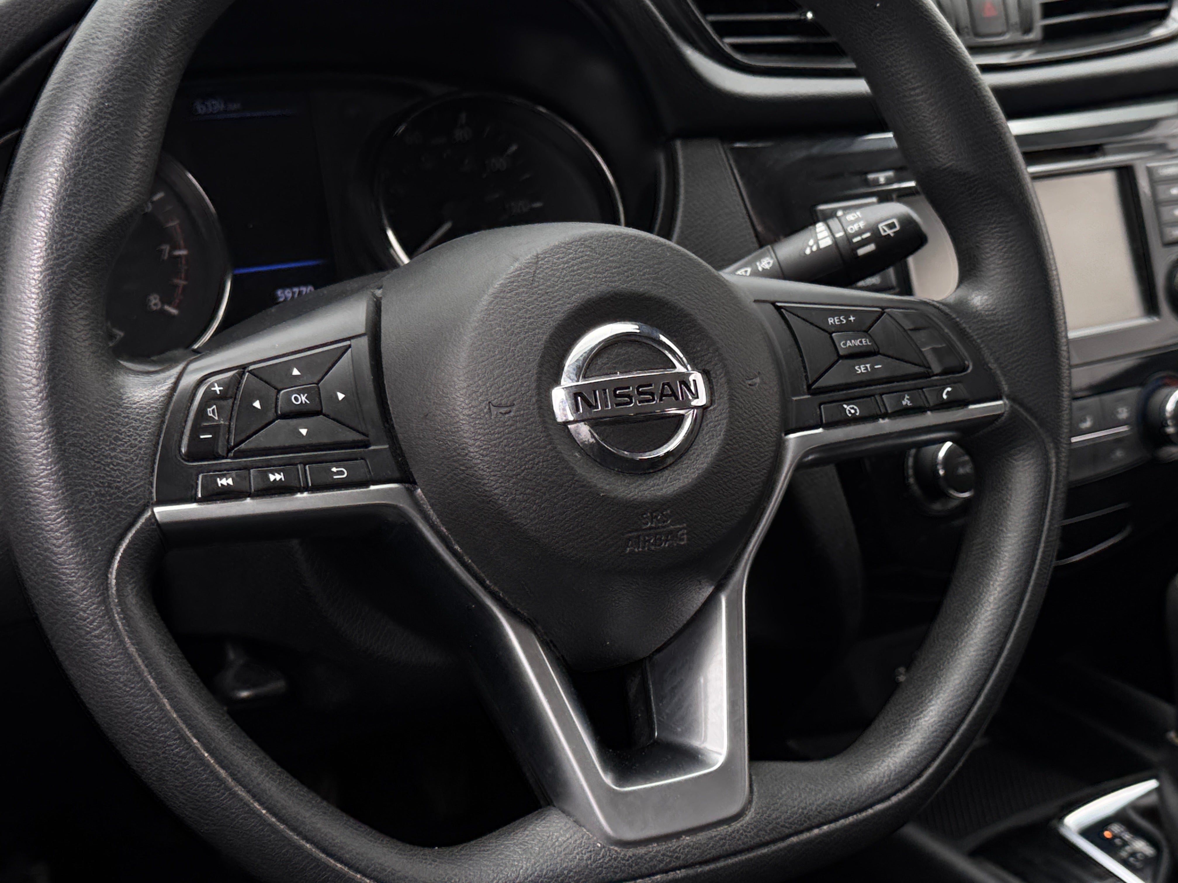 2020 Nissan Rogue Sport S 5