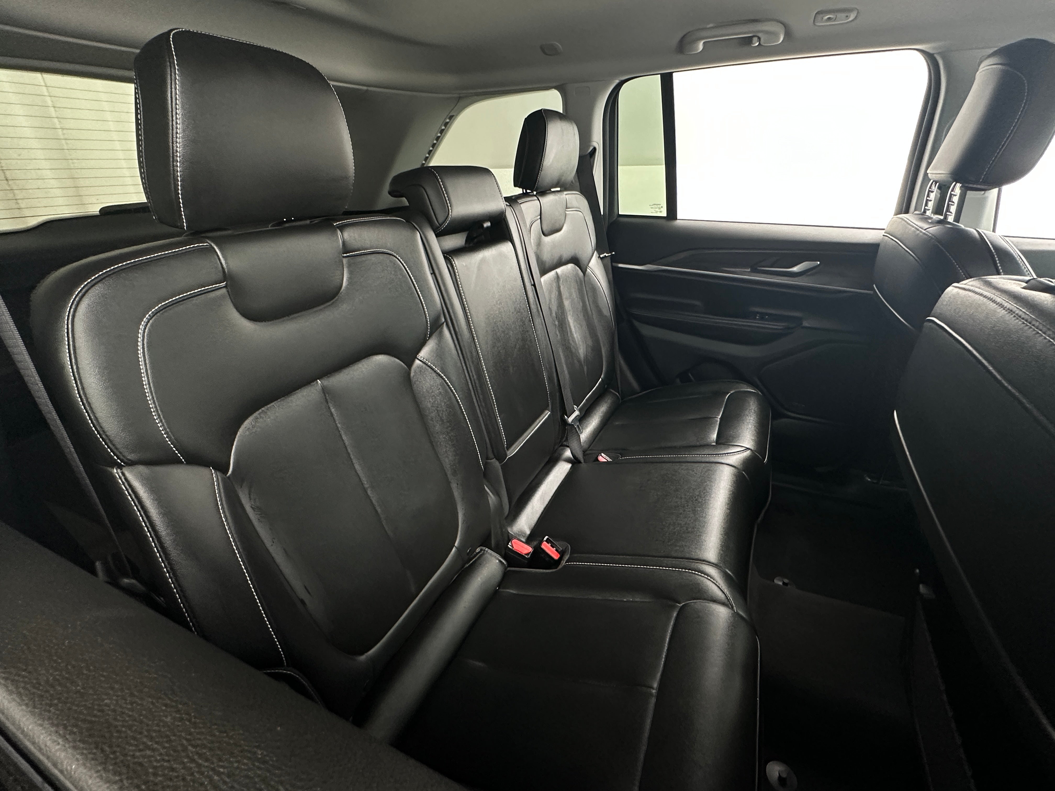 2023 Jeep Grand Cherokee Limited Edition 5