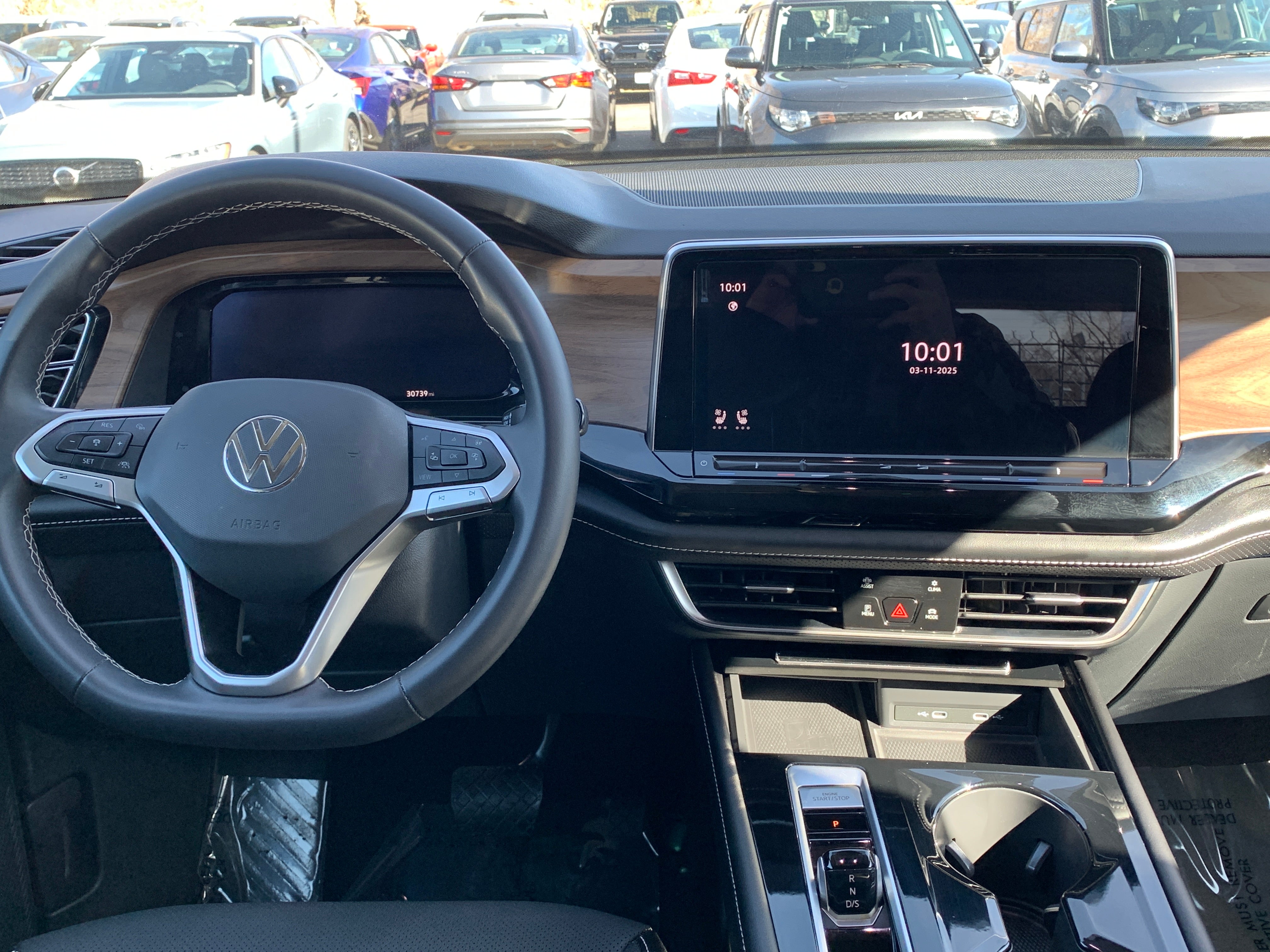 2024 Volkswagen Atlas SE 3