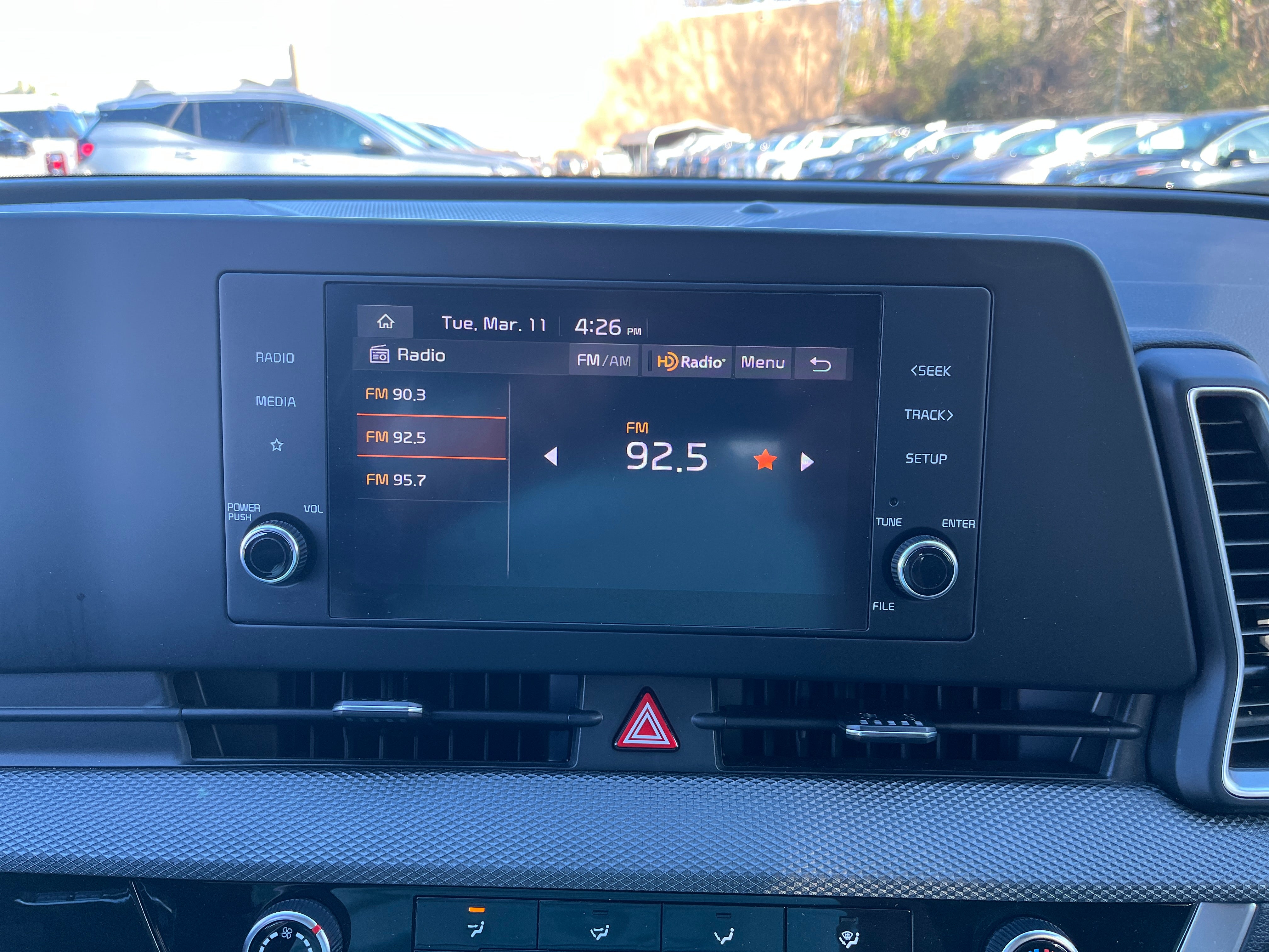 2024 Kia Sportage LX 4