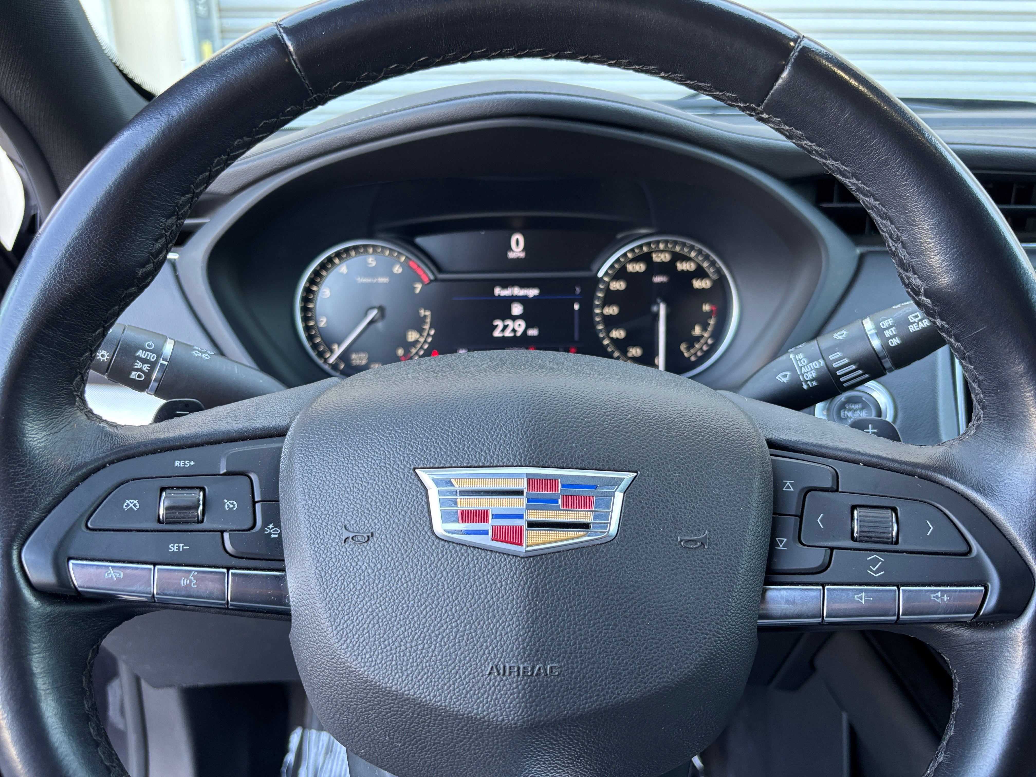 2023 Cadillac XT4 Premium Luxury 5