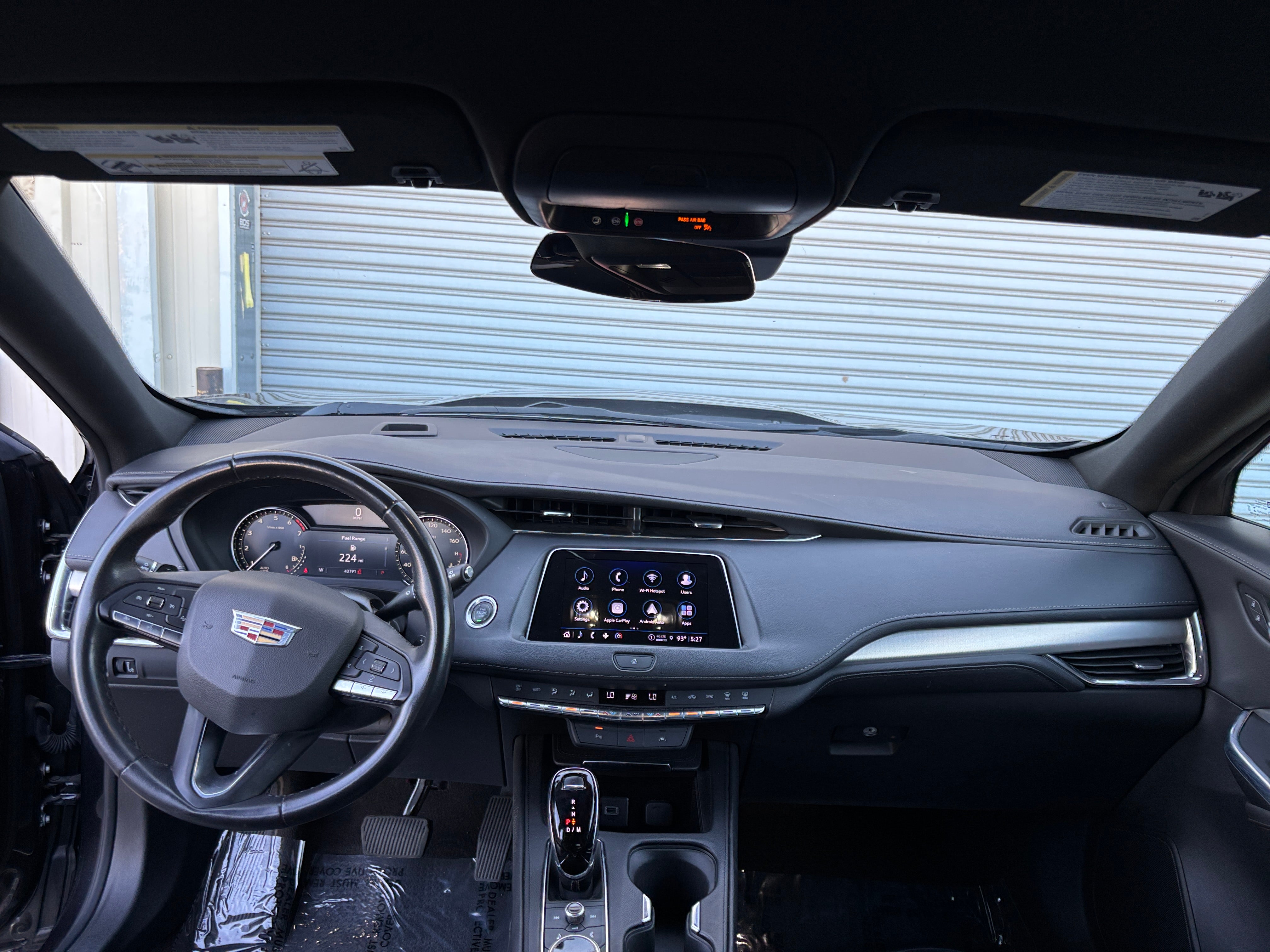 2023 Cadillac XT4 Premium Luxury 3