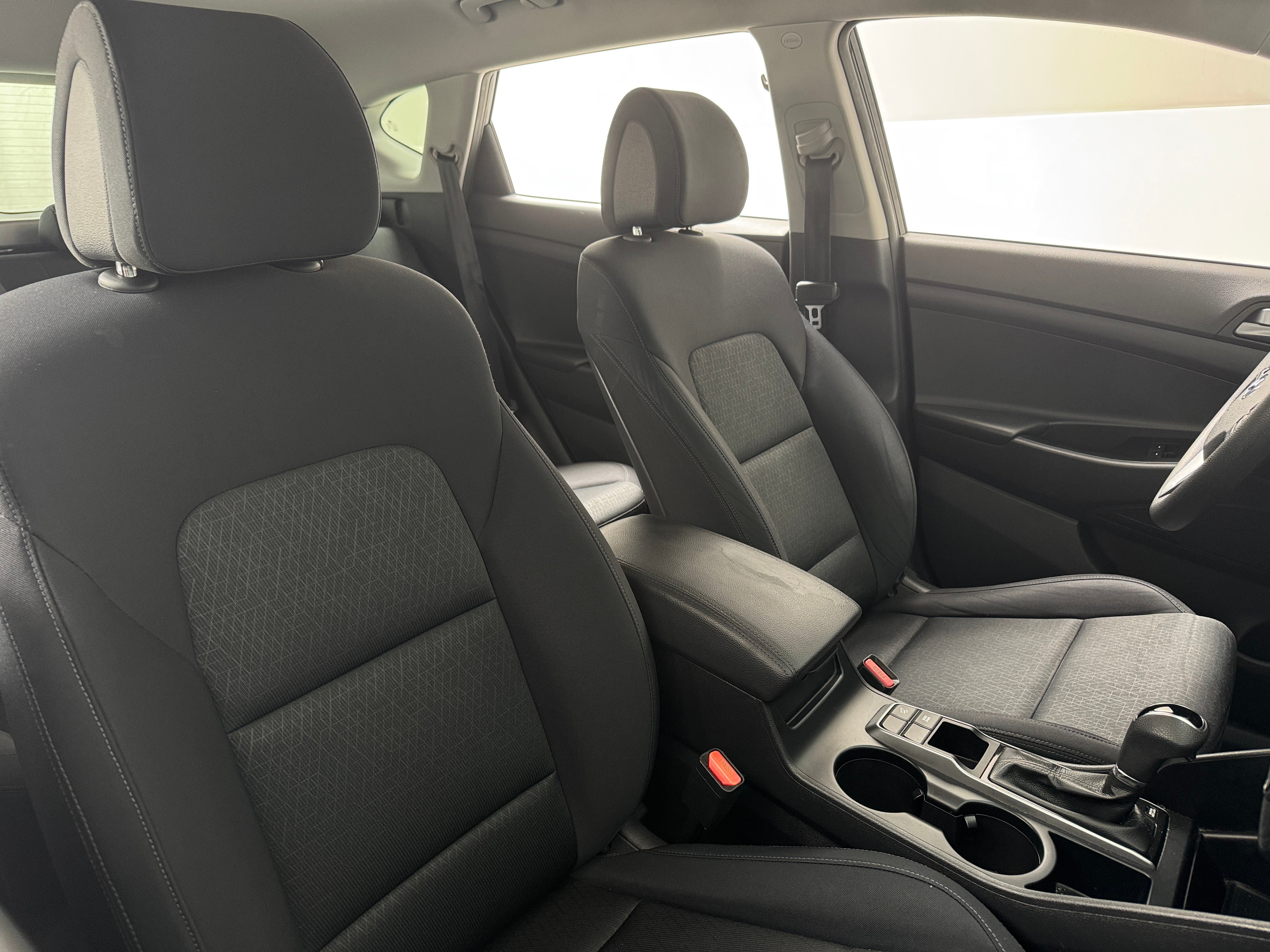 2016 Hyundai Tucson SE 2