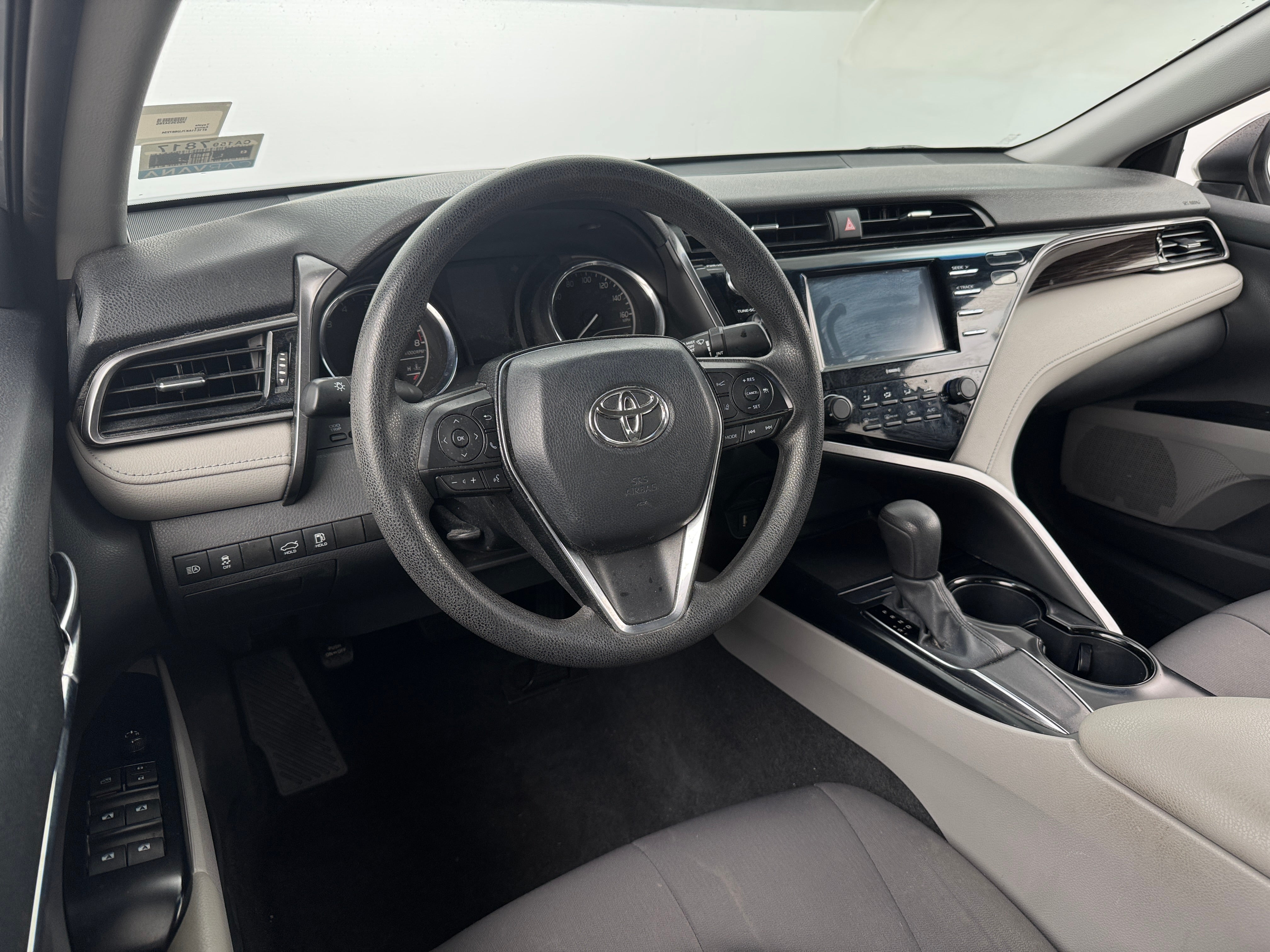 2020 Toyota Camry LE 3