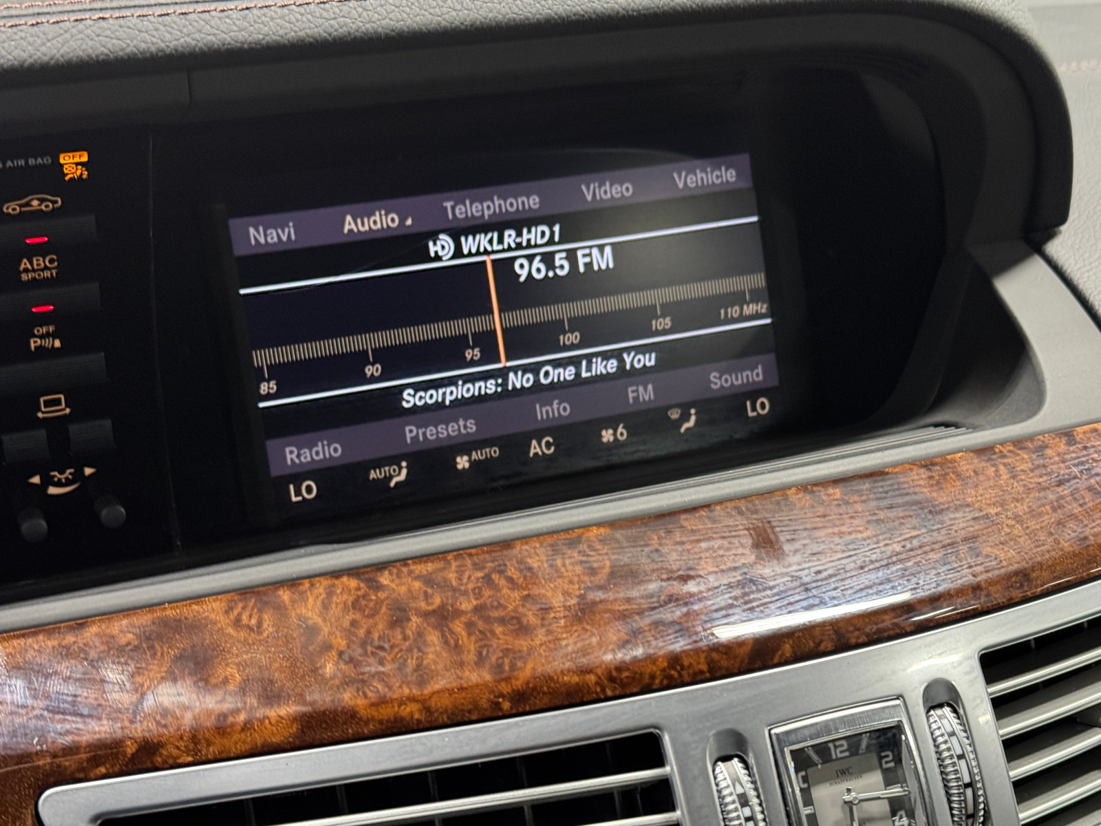 Thumbnail: 2013 Mercedes-Benz S-Class - 4