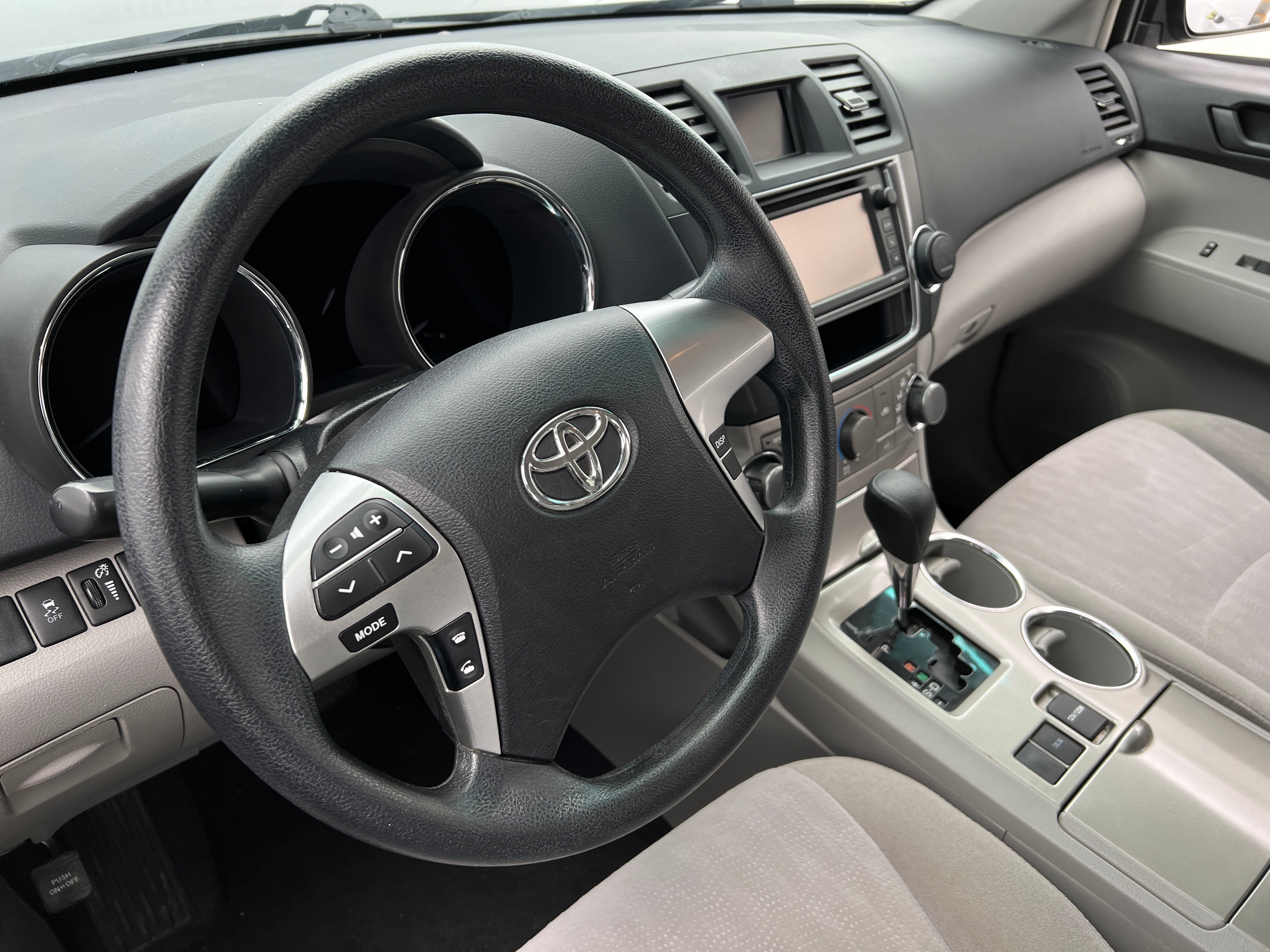 2013 Toyota Highlander Base 5