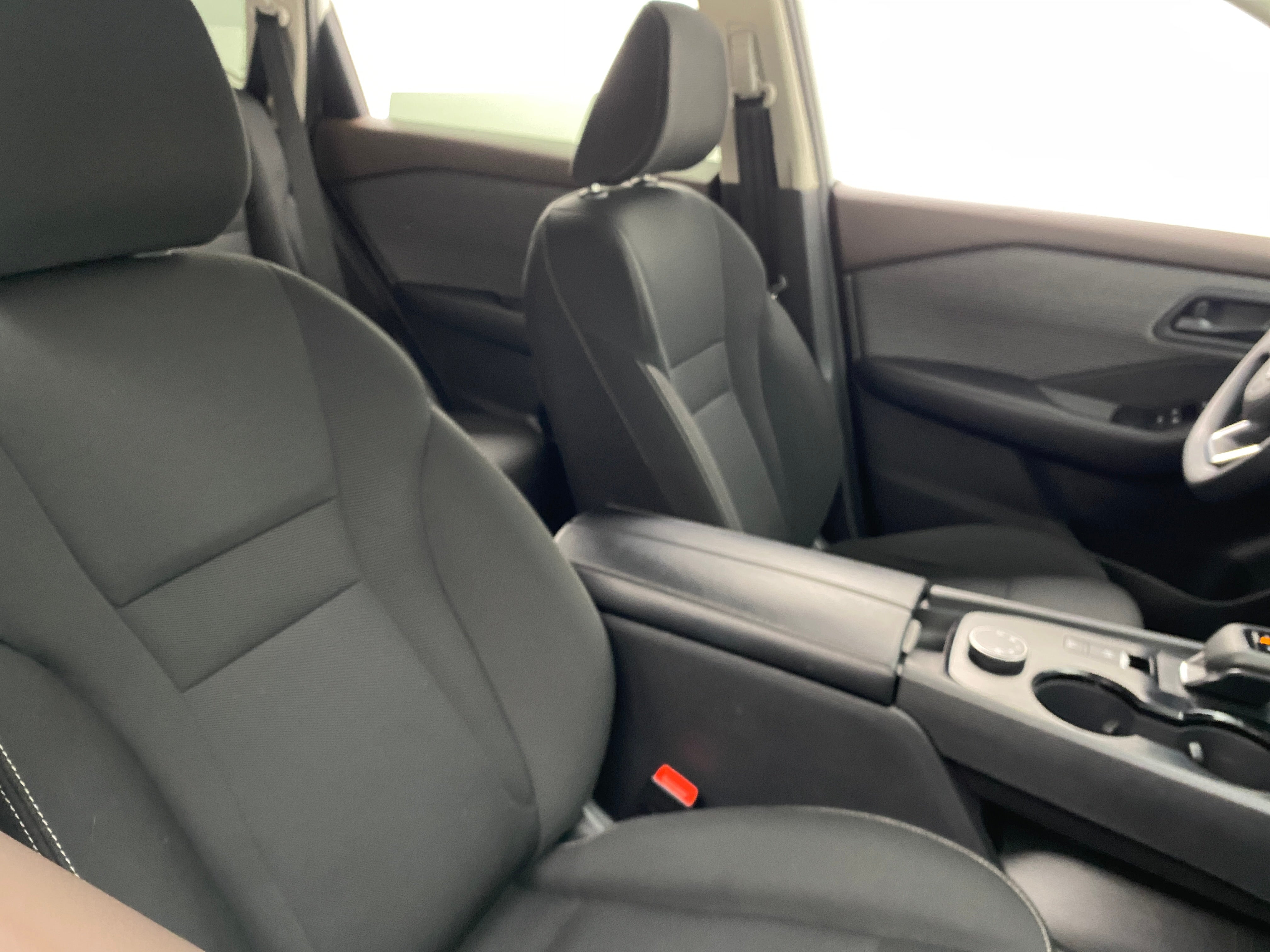 2023 Nissan Rogue S 2