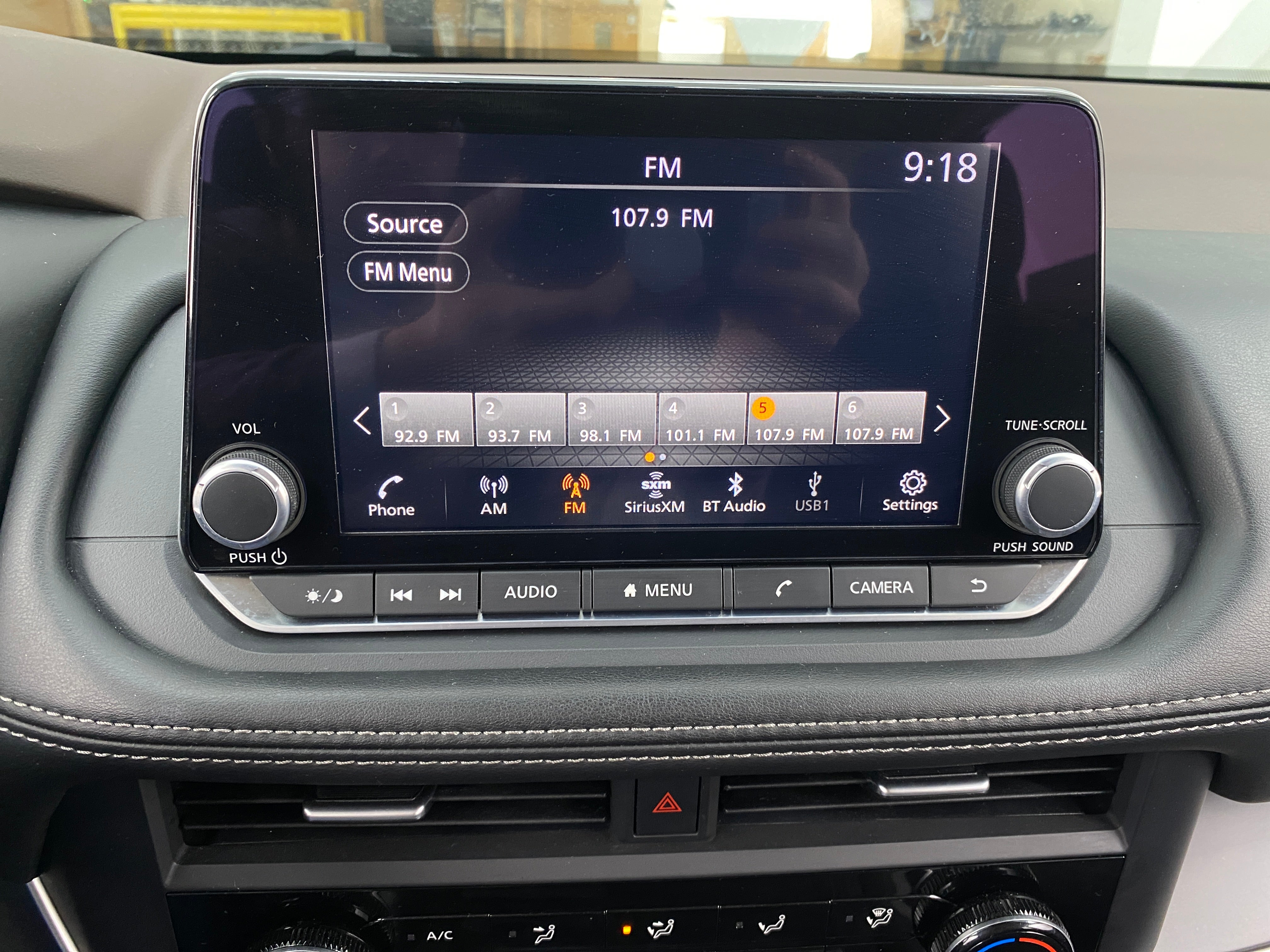 2023 Nissan Rogue S 4