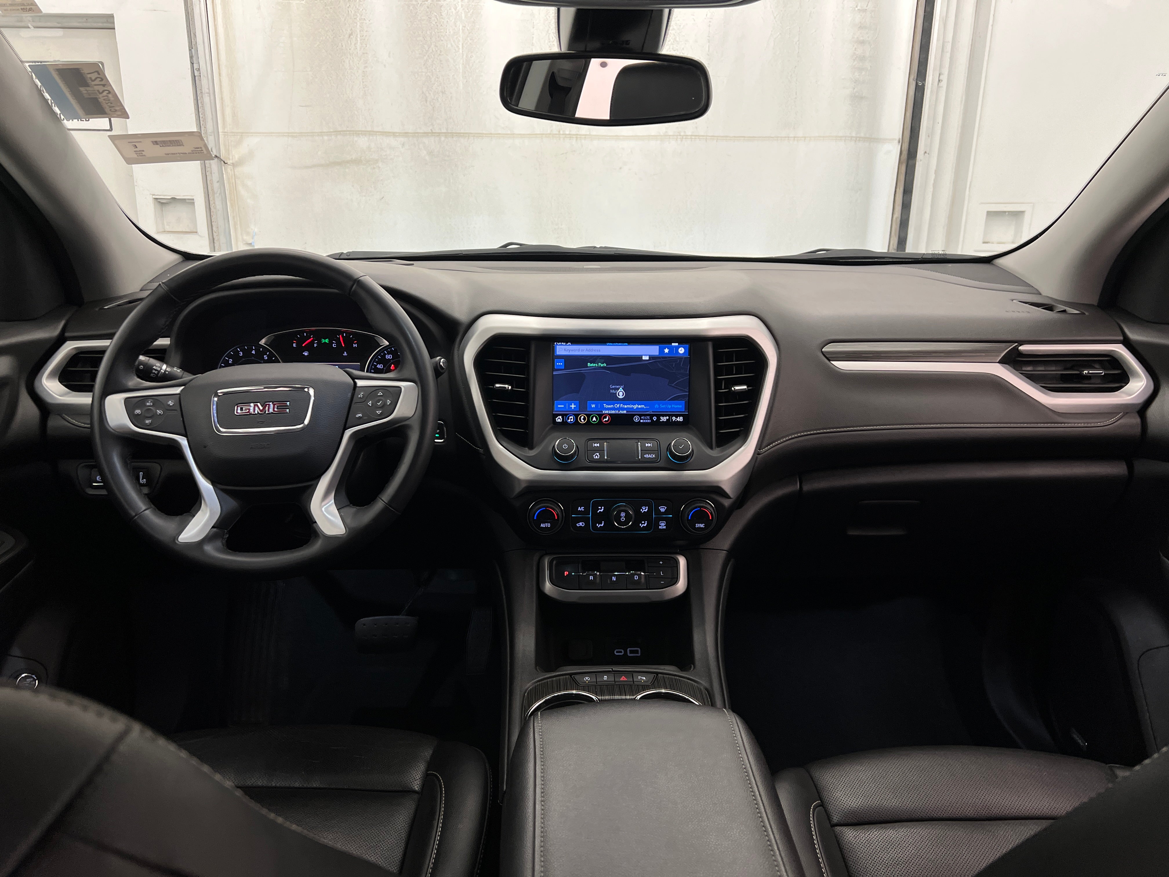 2023 GMC Acadia SLT 3