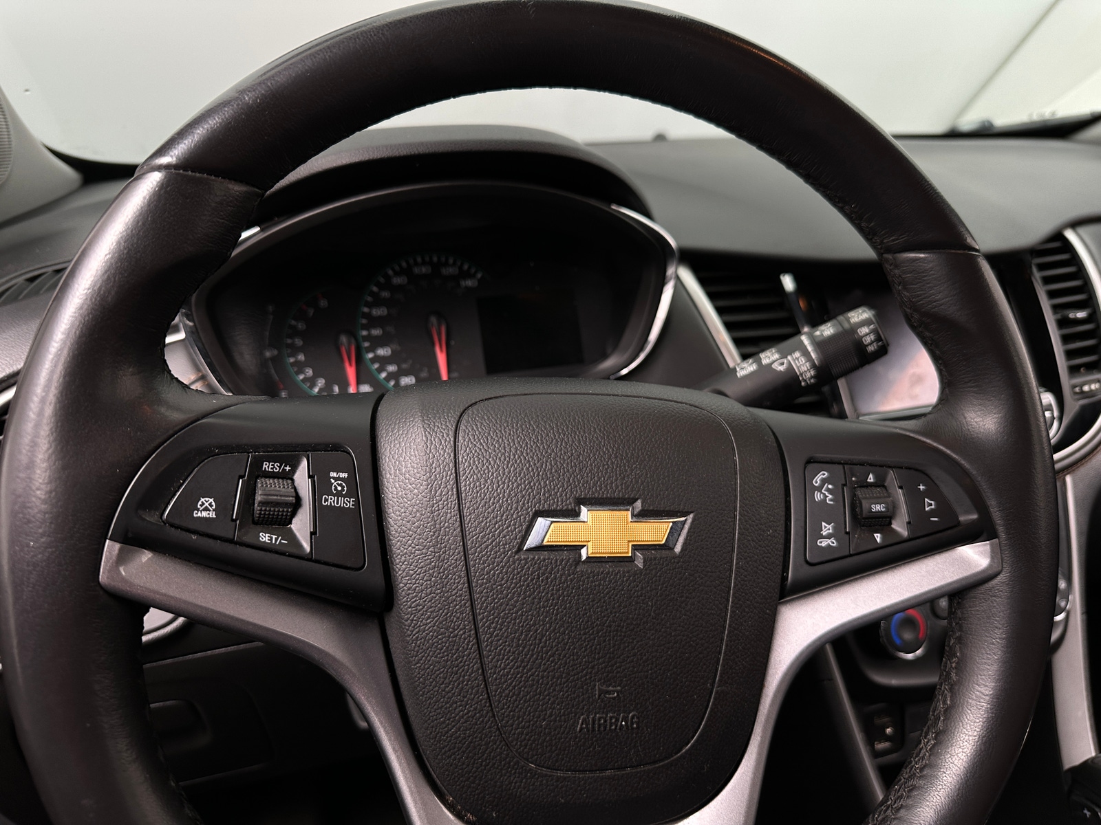 Thumbnail: 2021 Chevrolet Trax - 5