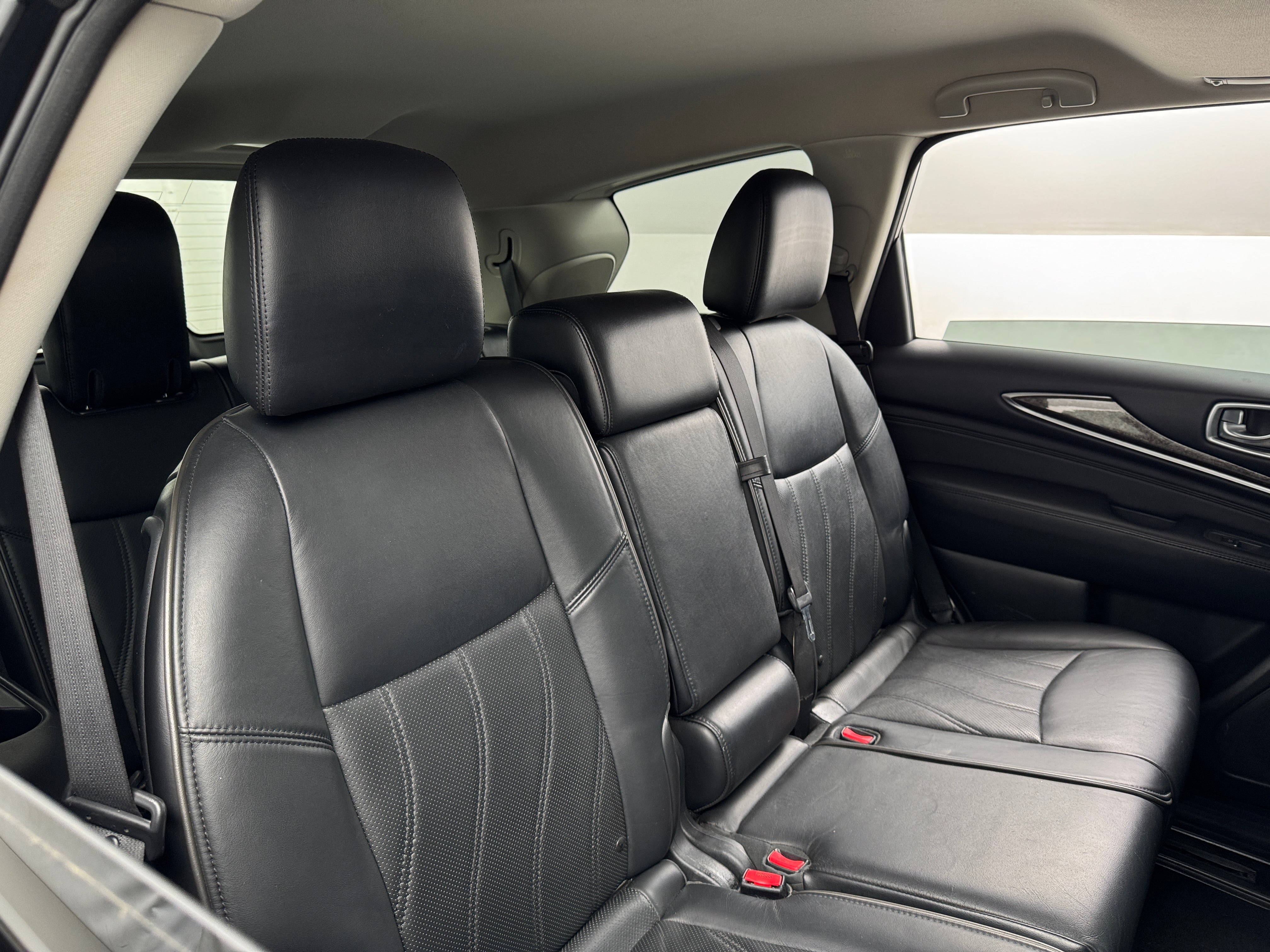 2013 INFINITI JX35  5