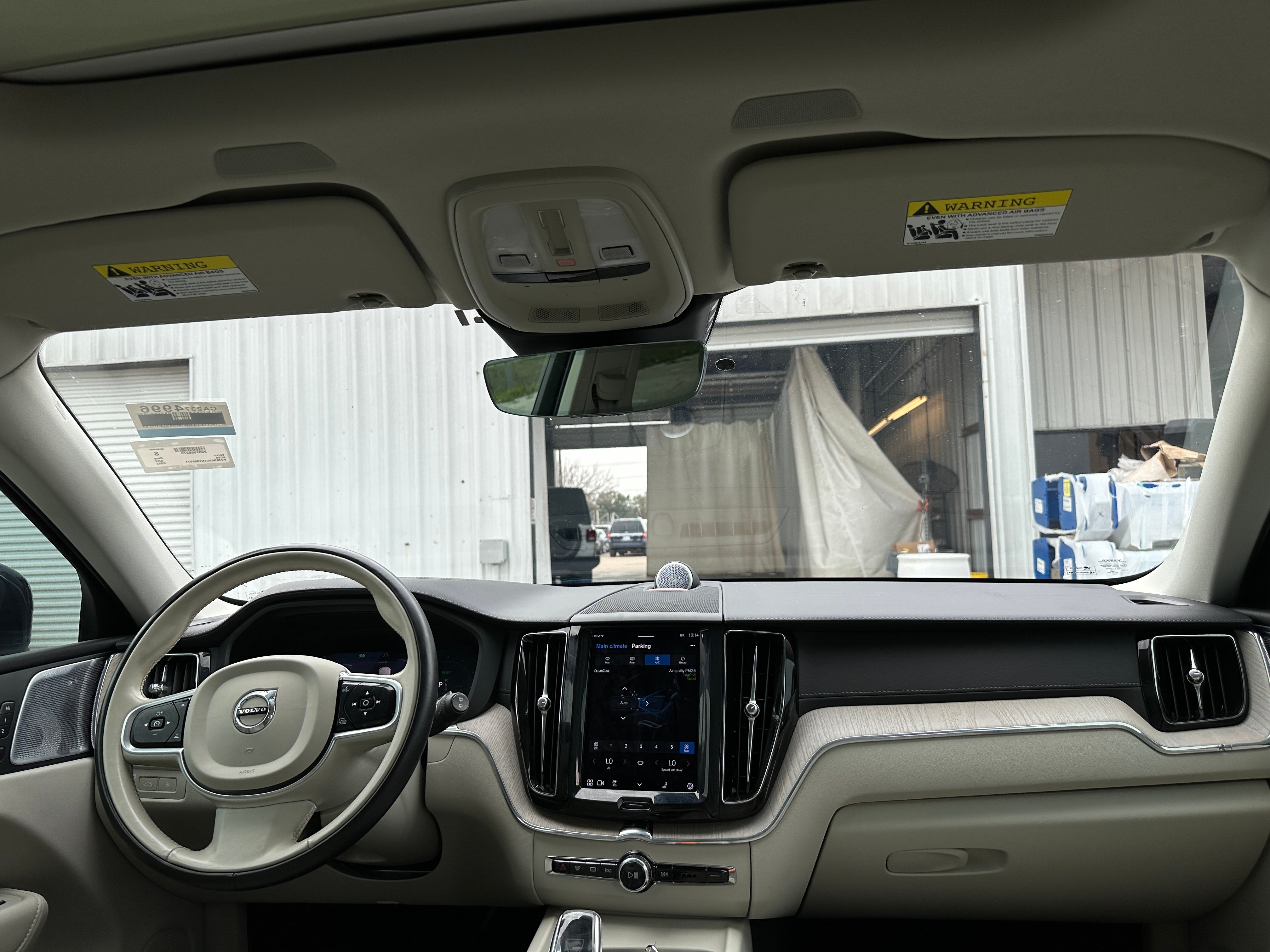 2022 Volvo XC60 Recharge Core 2
