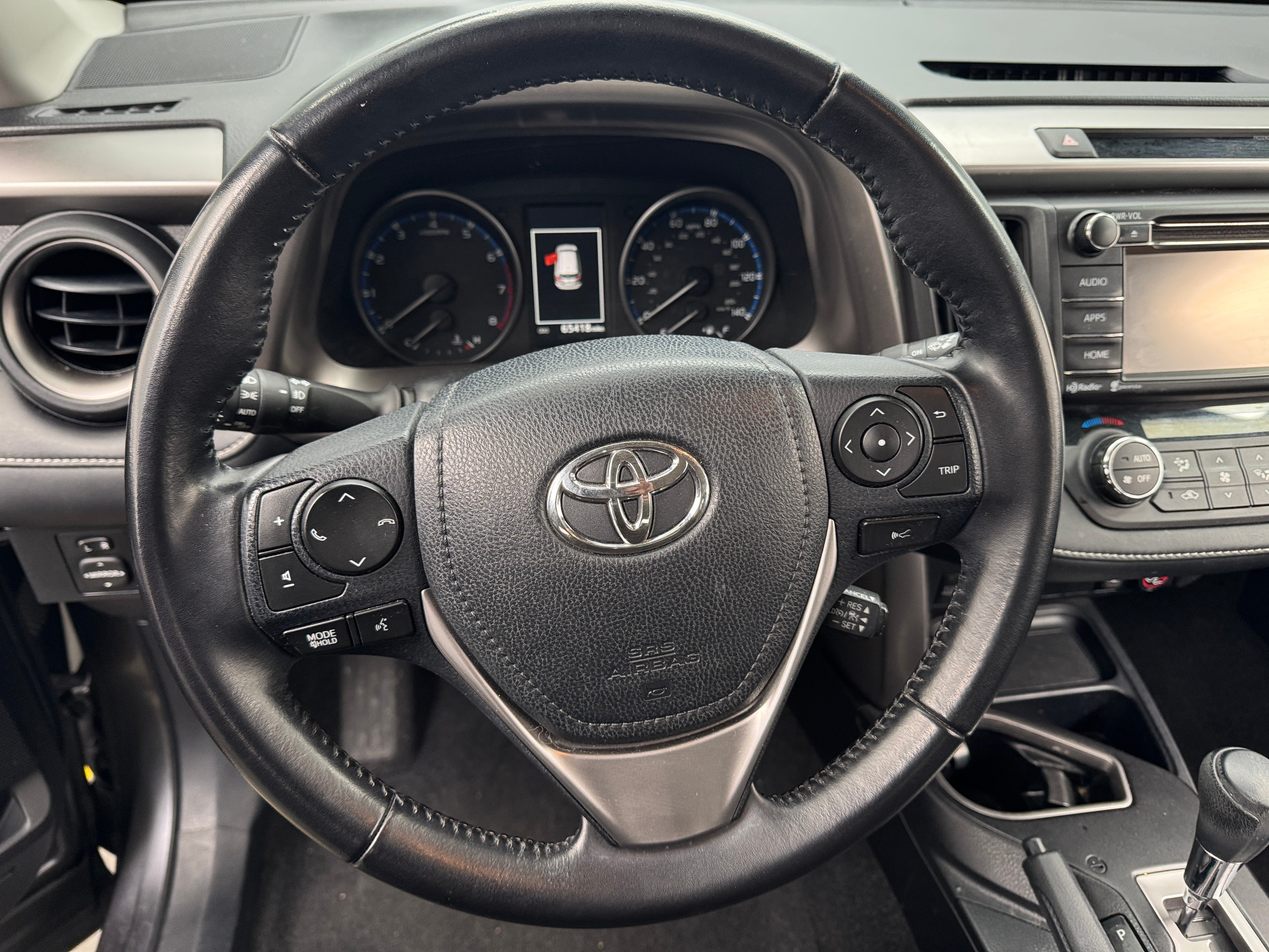 2017 Toyota RAV4 XLE 5