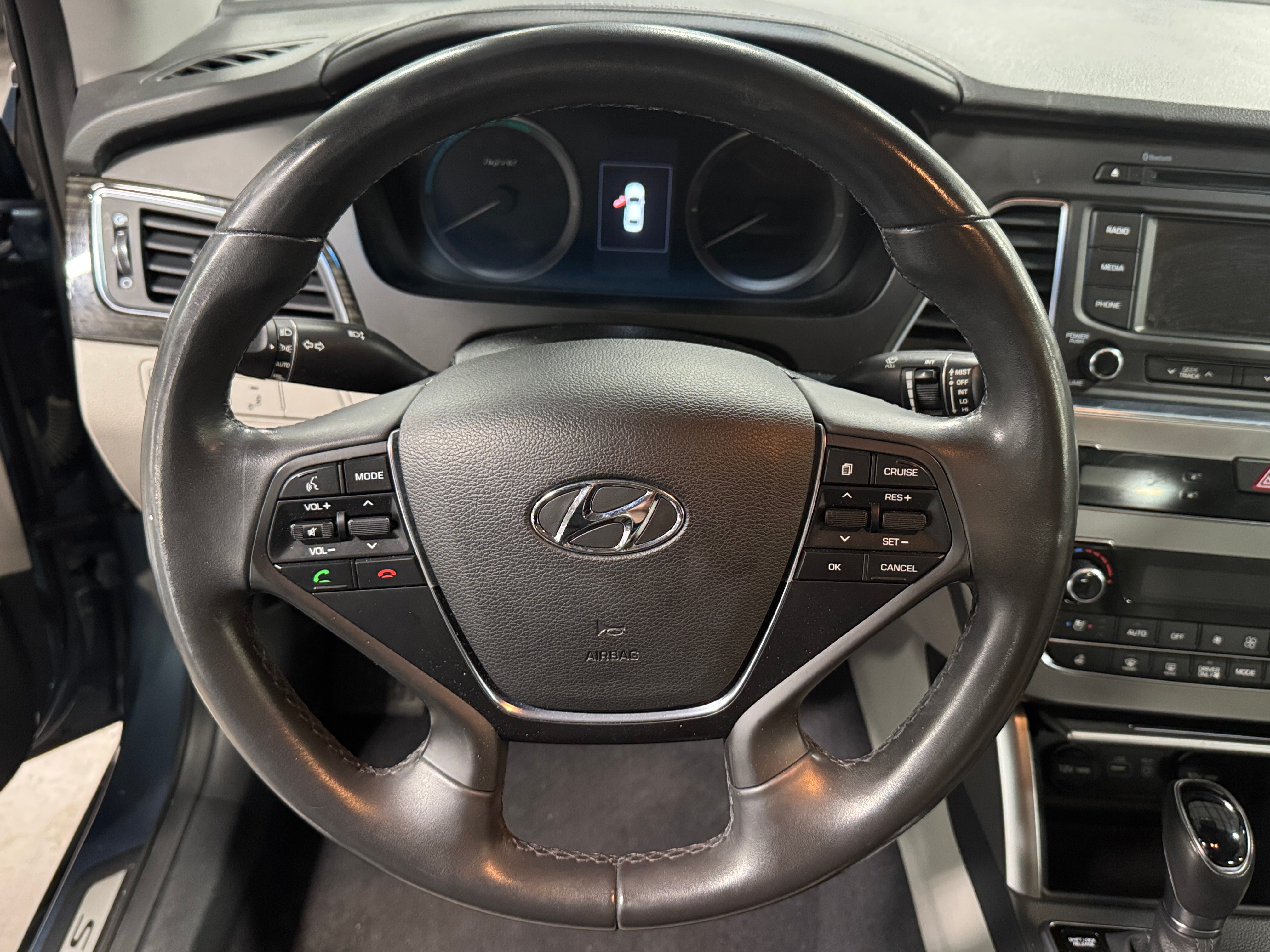 2016 Hyundai Sonata Limited 4