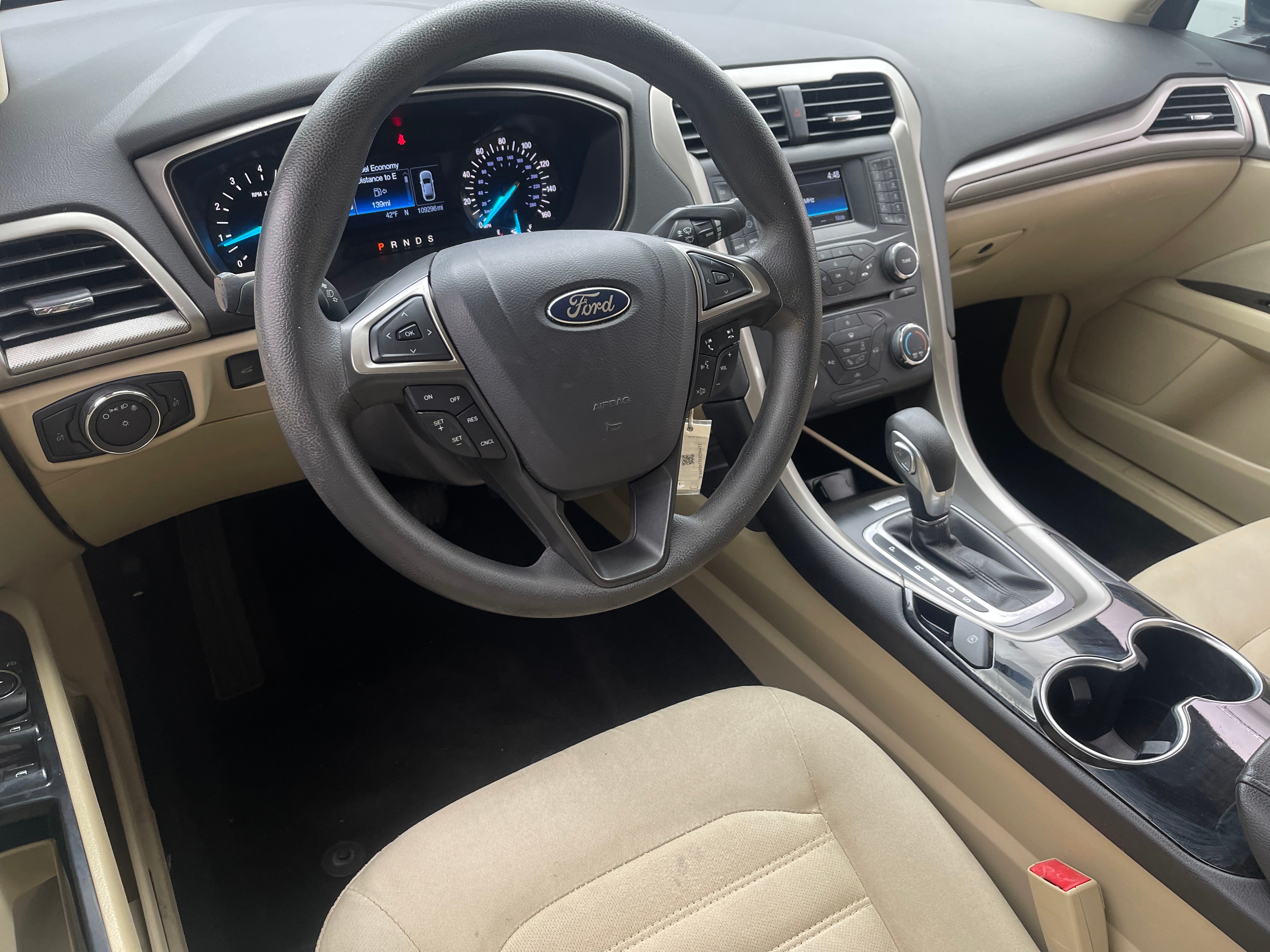 2014 Ford Fusion SE 3