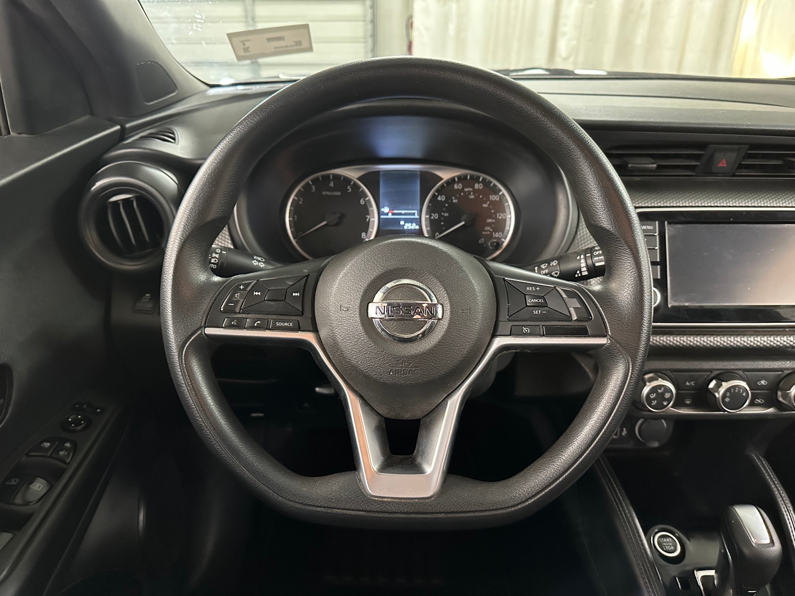 Thumbnail: 2019 Nissan Kicks - 5
