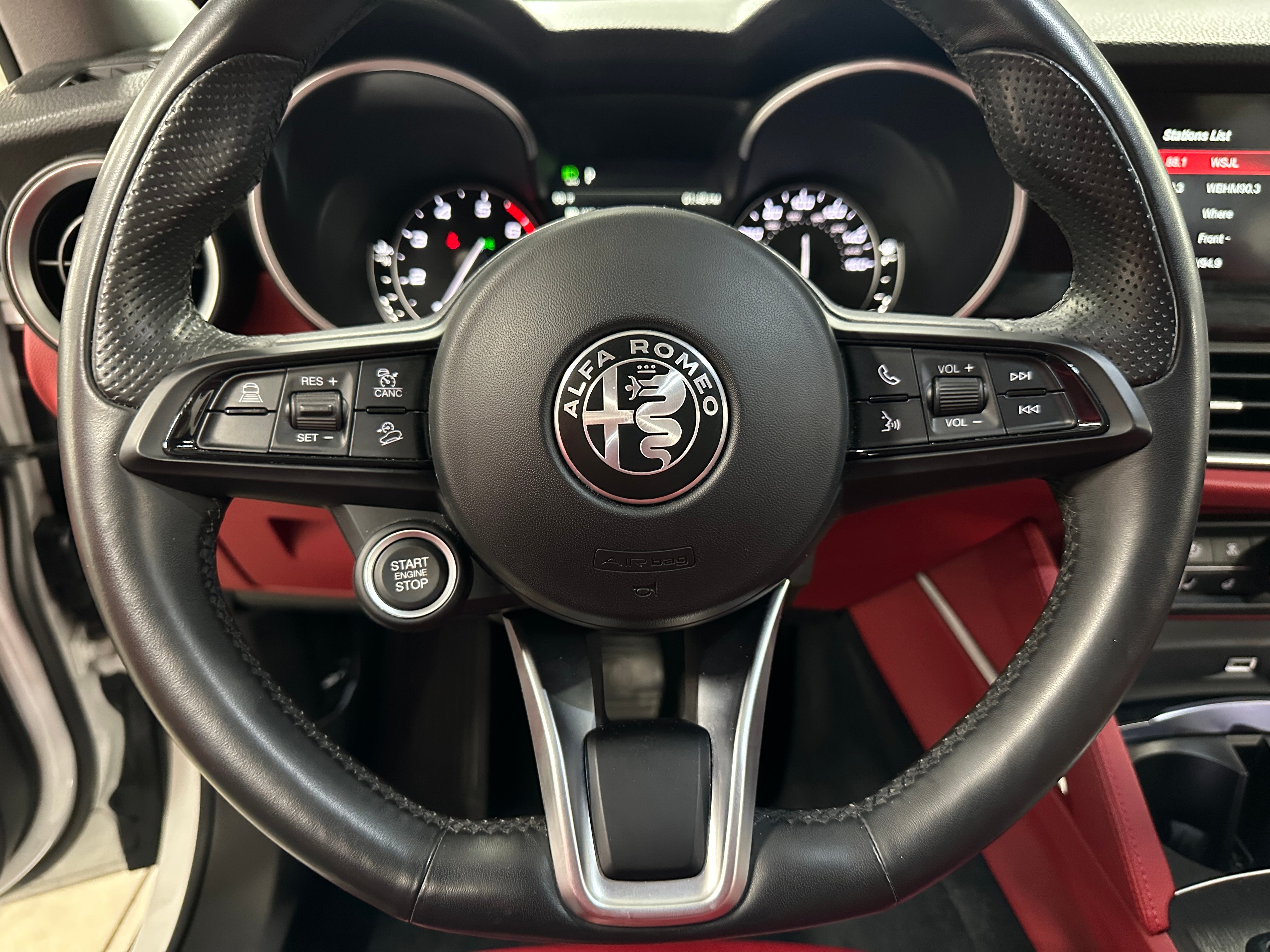 2021 Alfa Romeo Stelvio Sprint 4