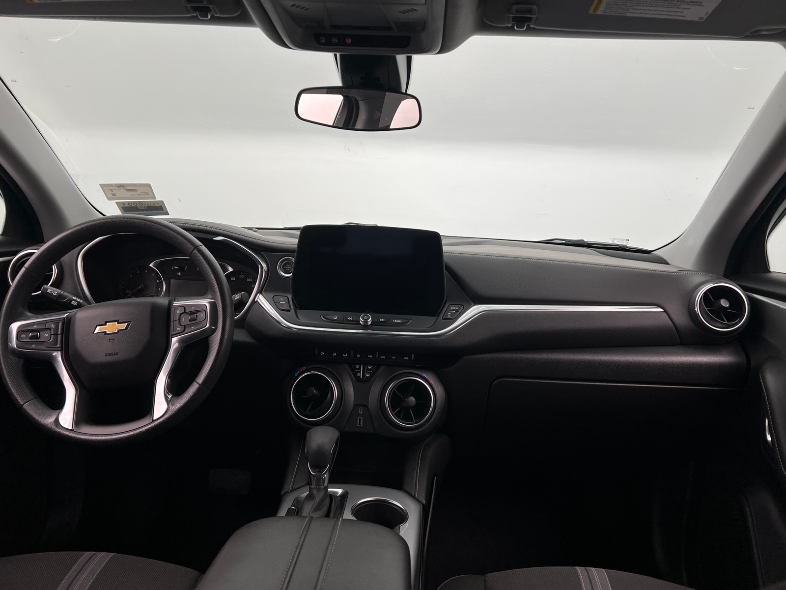 Thumbnail: 2023 Chevrolet Blazer - 3