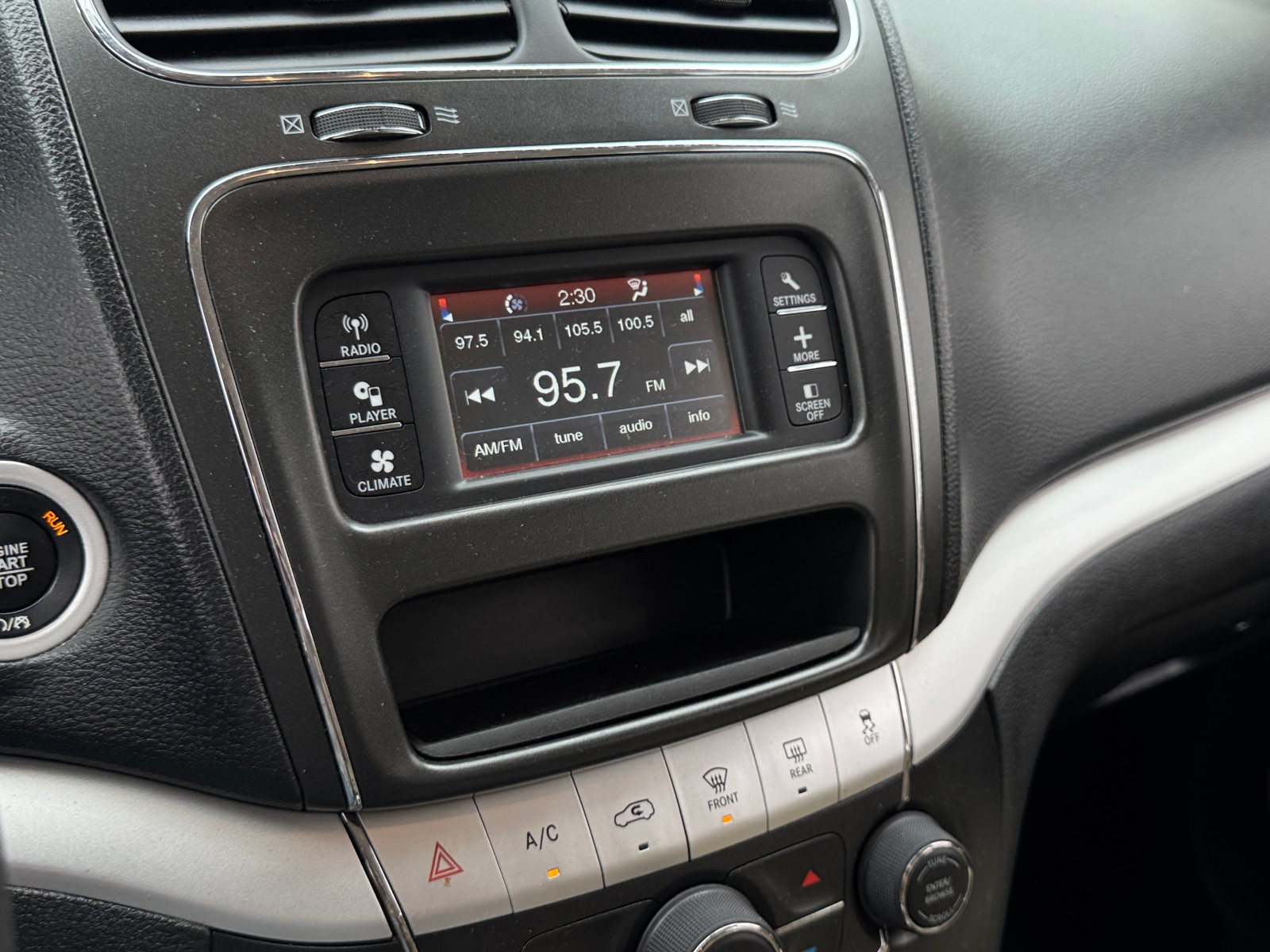 Thumbnail: 2019 Dodge Journey - 4