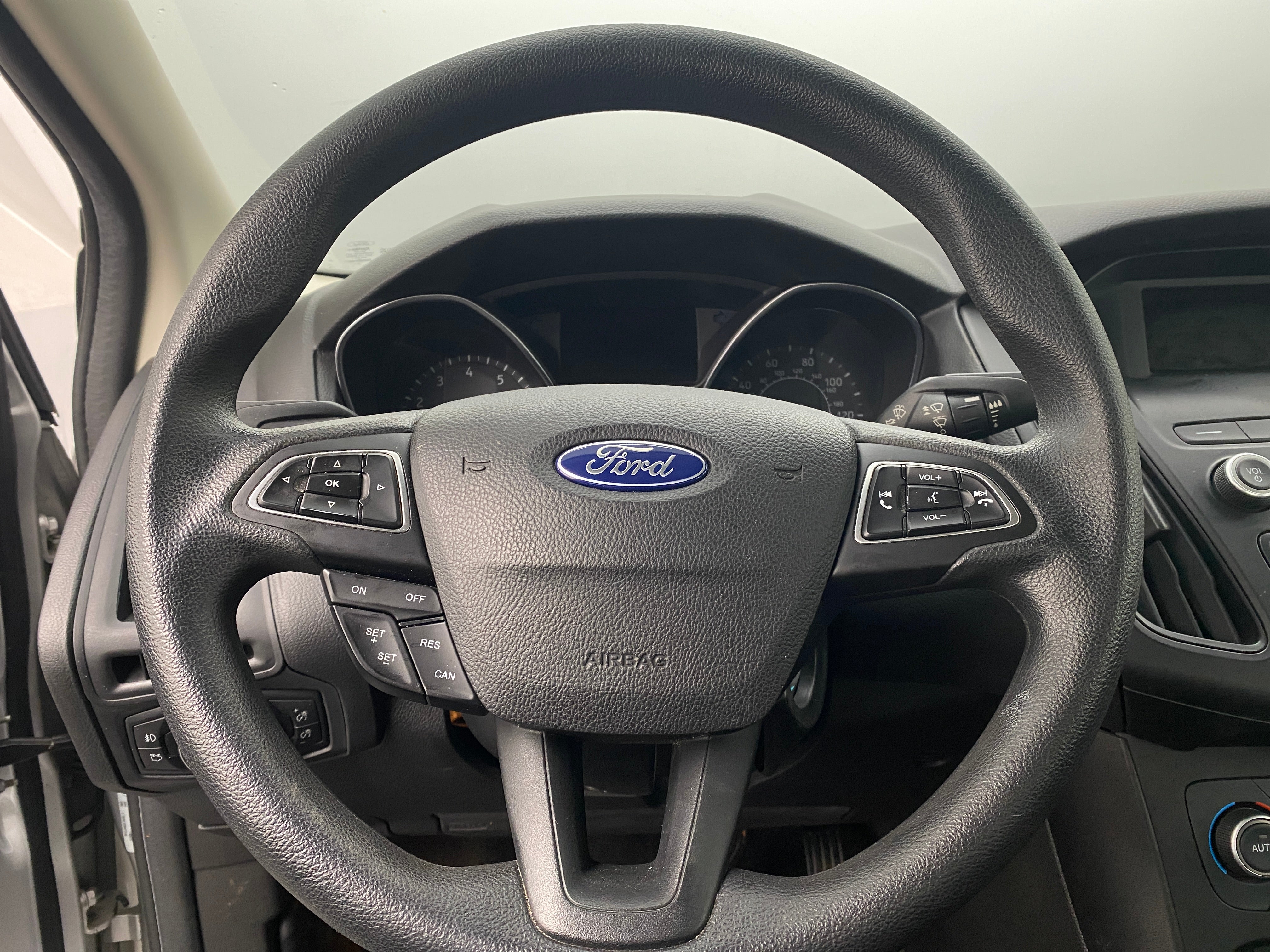 2018 Ford Focus SE 5