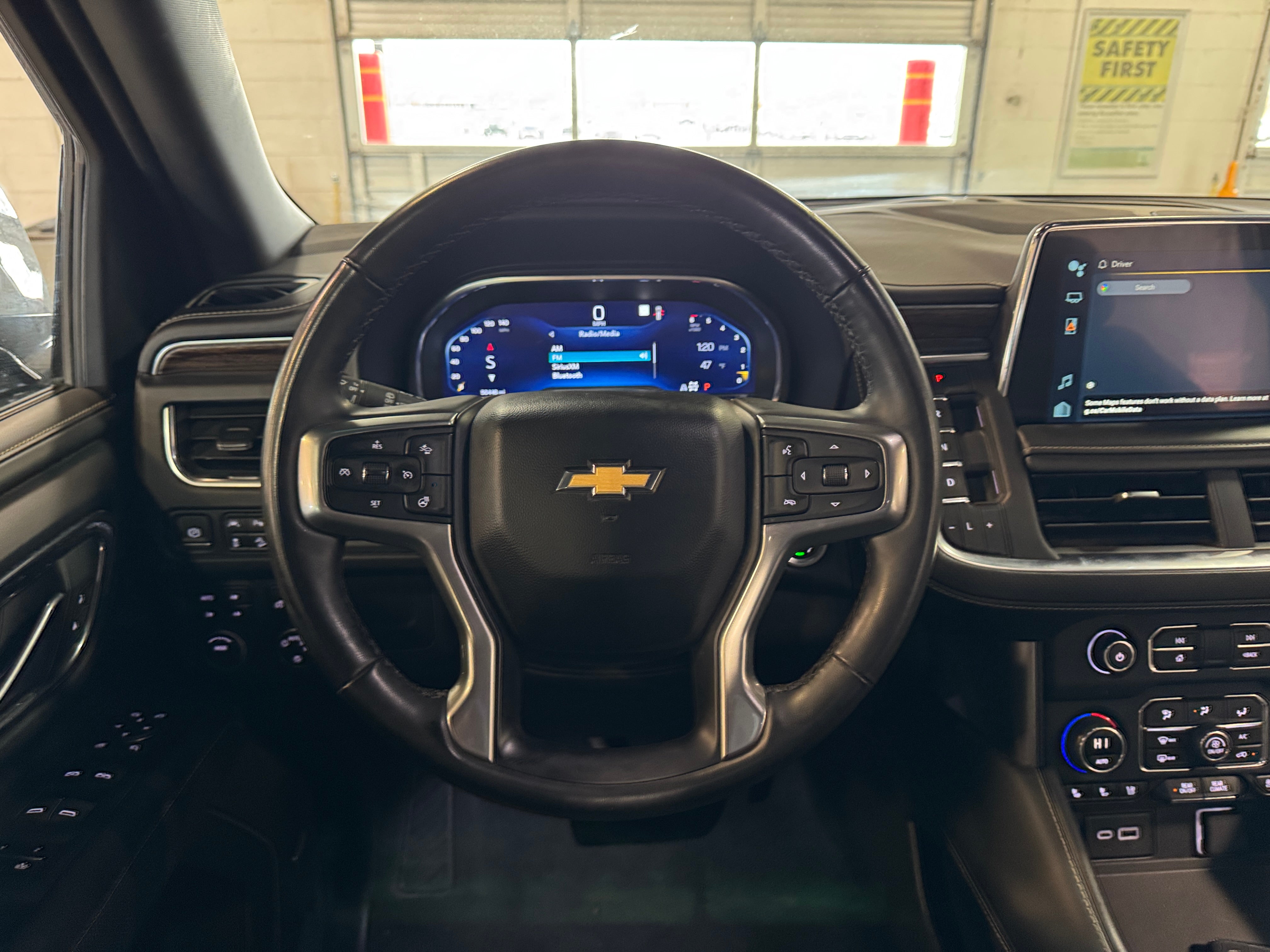 2023 Chevrolet Suburban Premier 4
