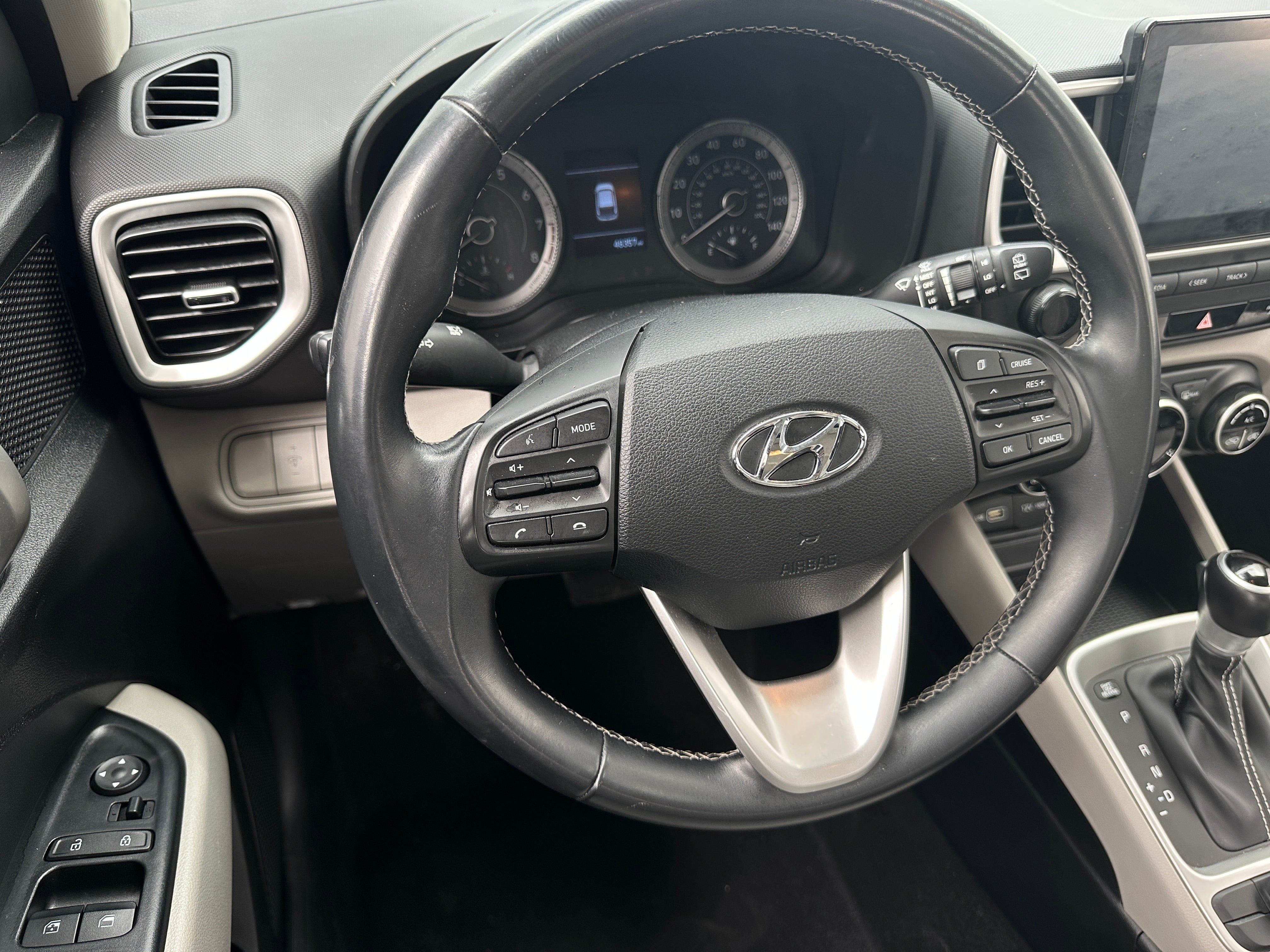 2022 Hyundai Venue SEL 5