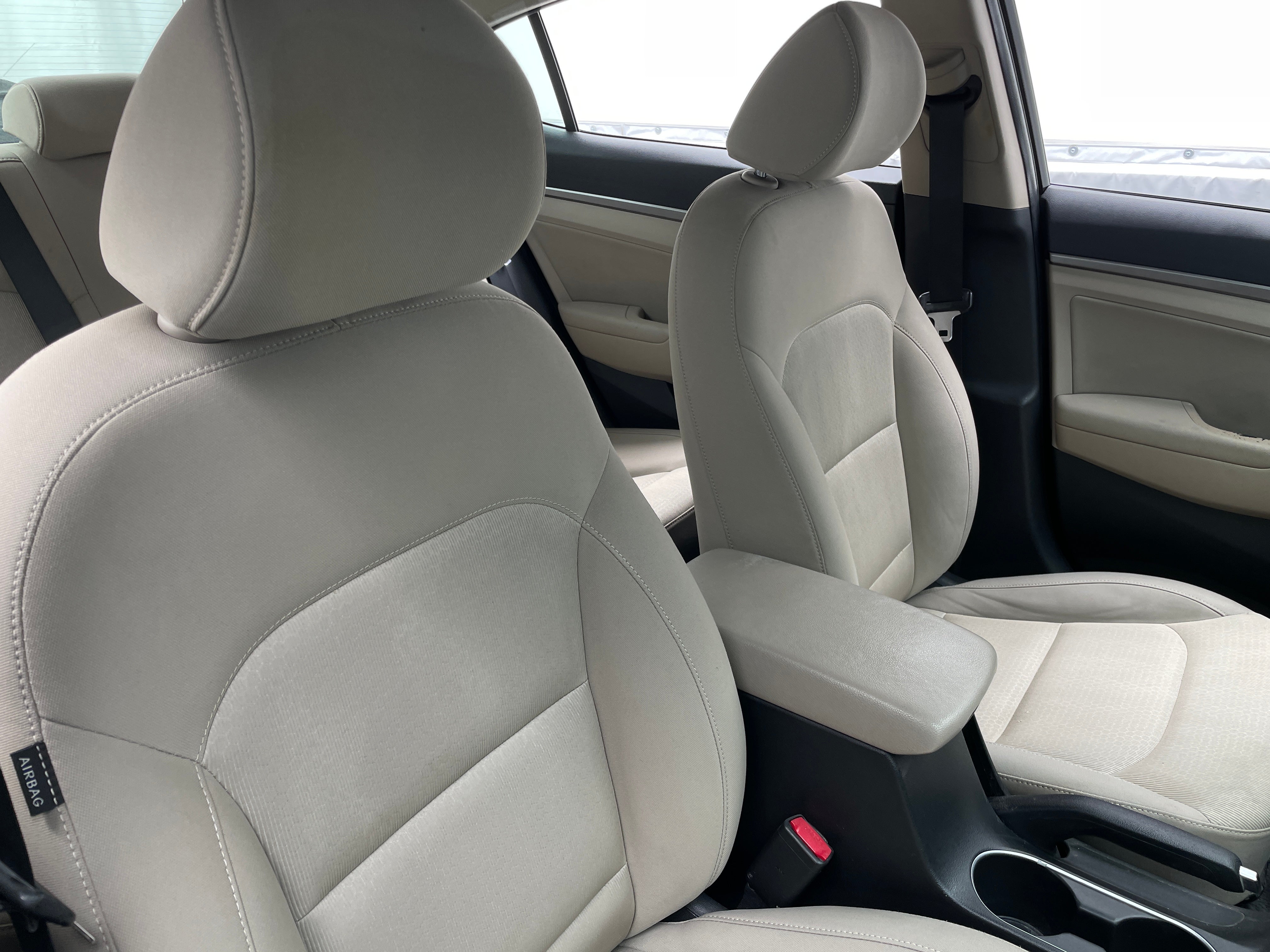 2017 Hyundai Elantra SE 2