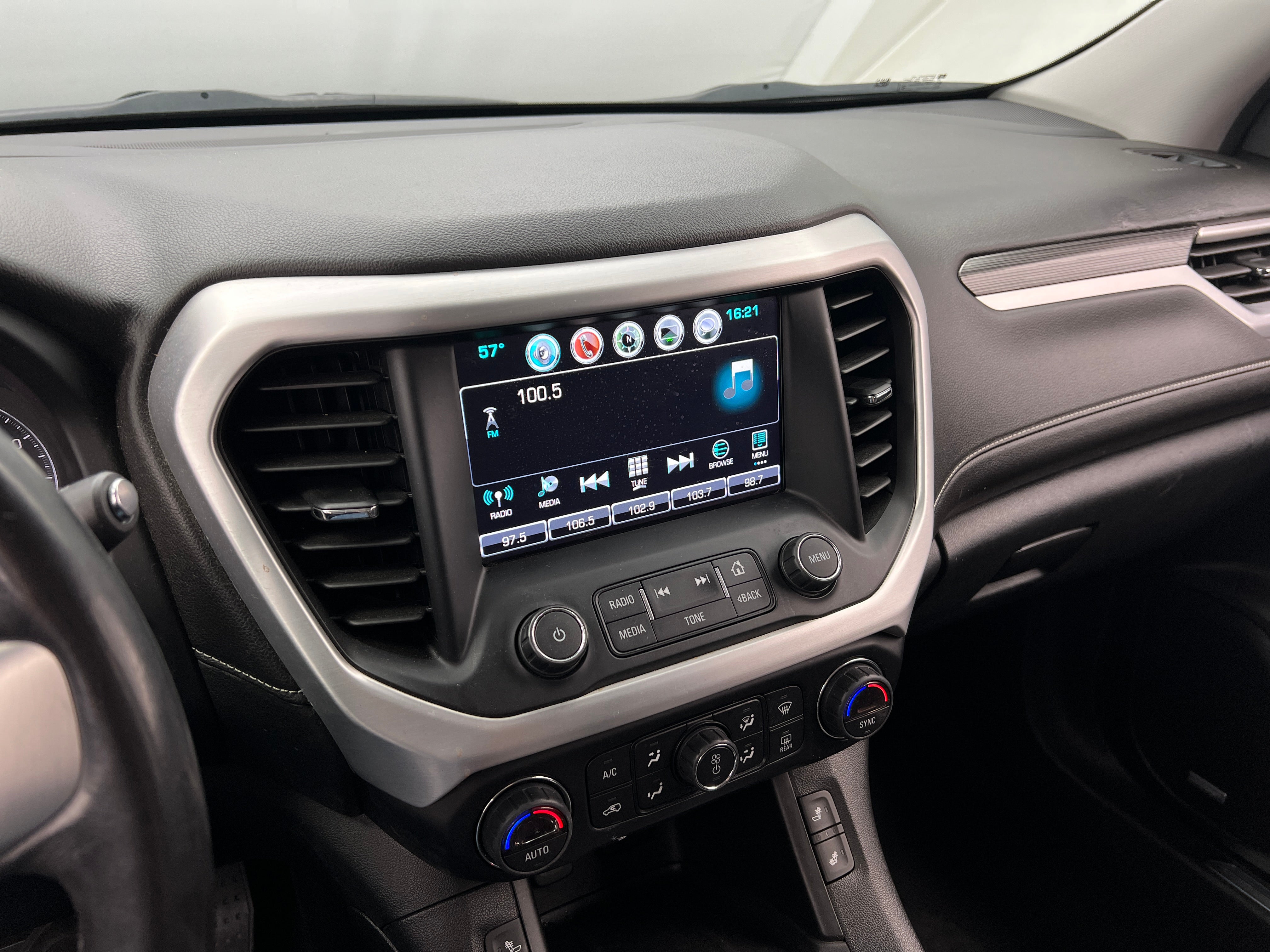 2019 GMC Acadia SLT 3